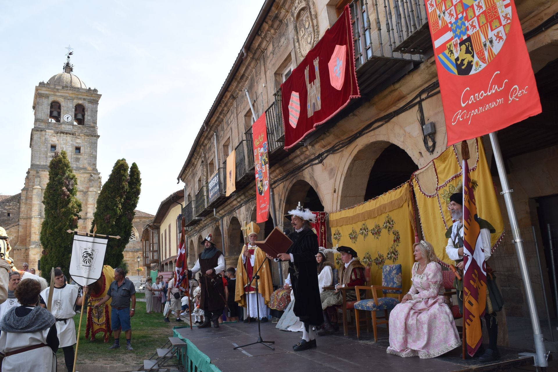 Carlos I y su hermana Leonor regresan a Aguilar de Campoo