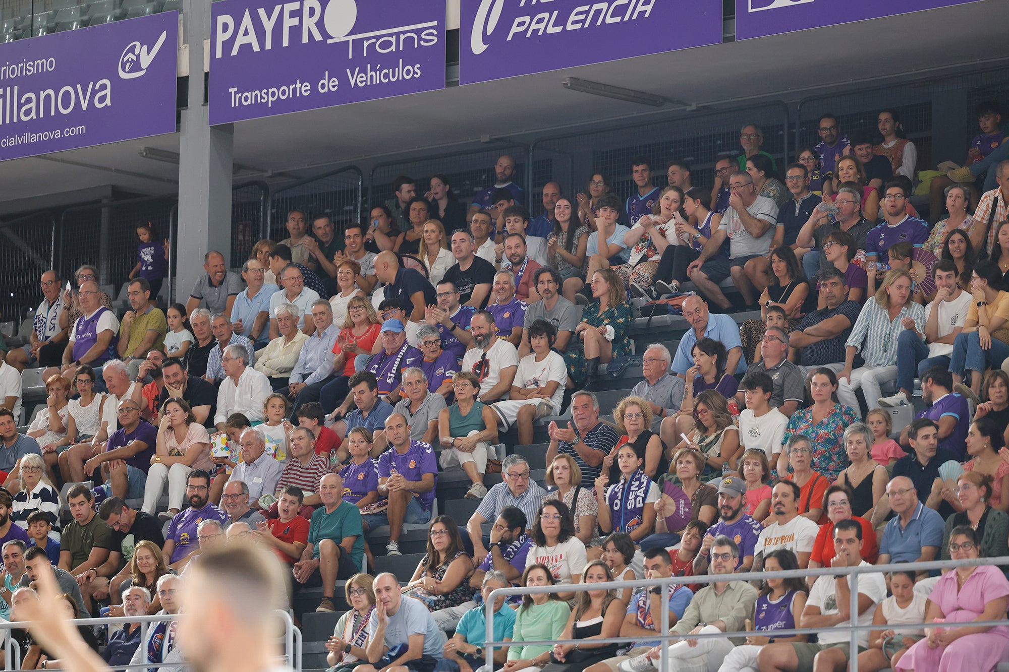 Búscate en las gradas de la final de la Copa Castilla y León de Baloncesto