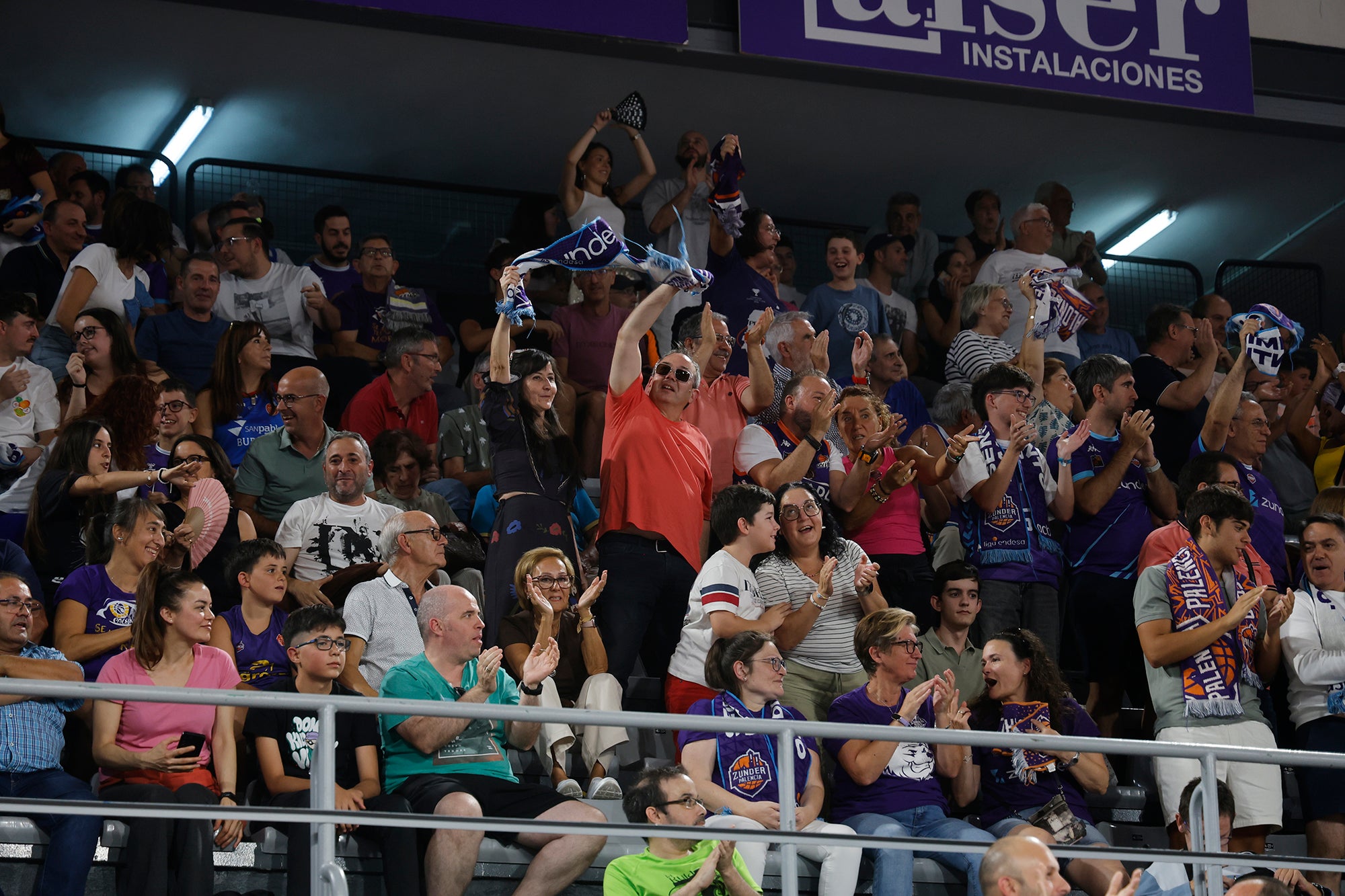 Búscate en las gradas de la final de la Copa Castilla y León de Baloncesto