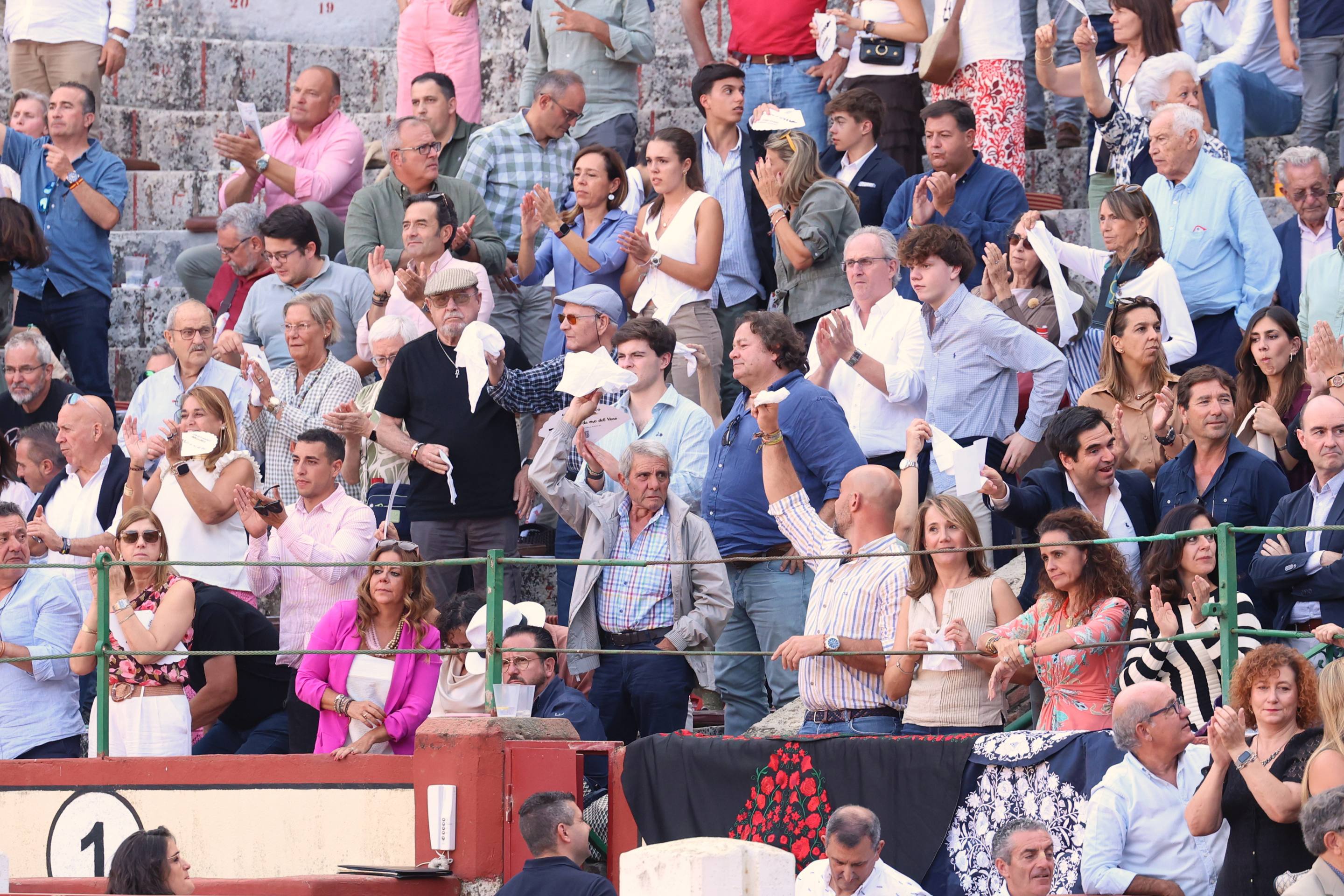 La corrida de toros de Uceda Leal, Jiménez Fortes y Rufo, en imágenes