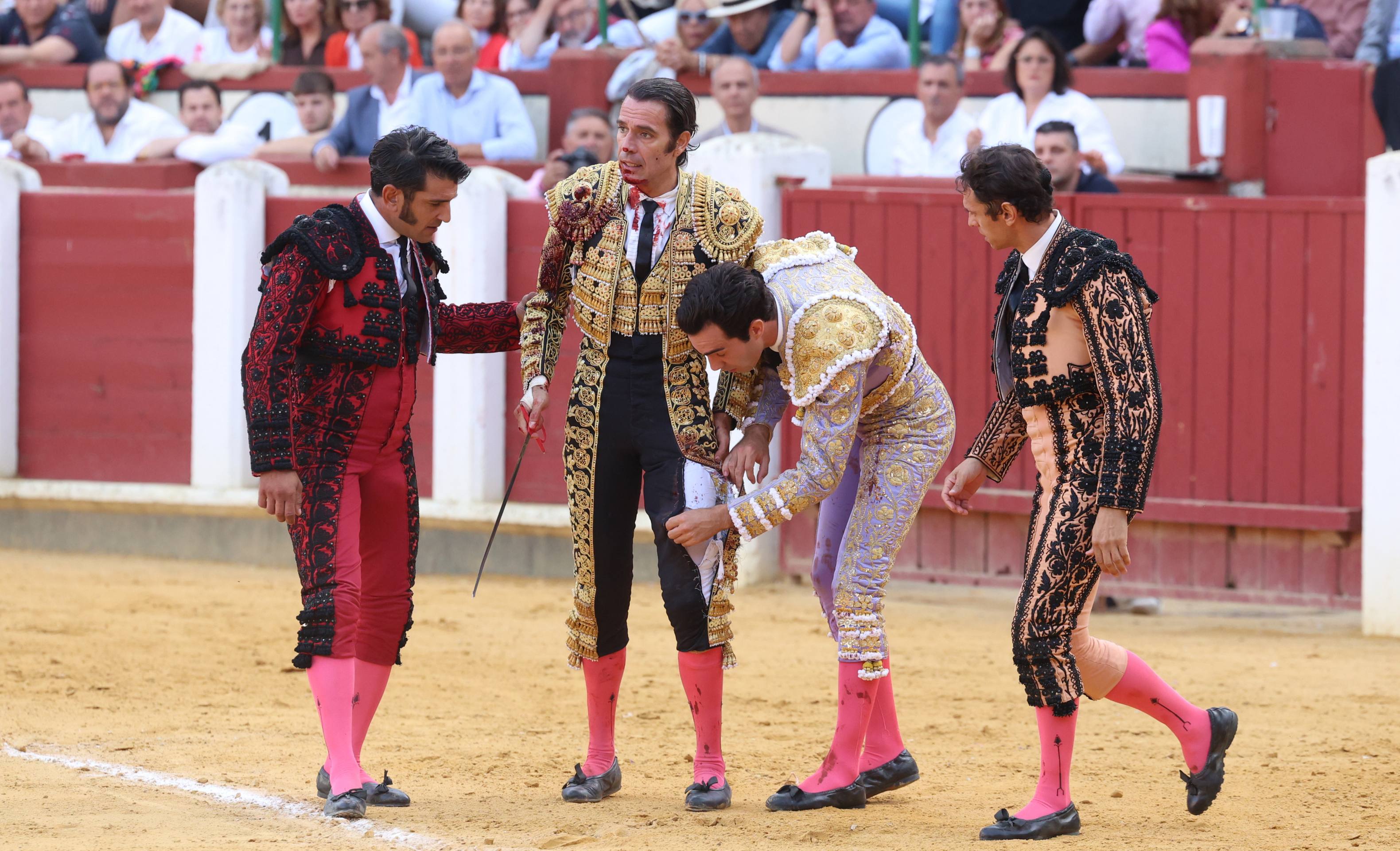 La corrida de toros de Uceda Leal, Jiménez Fortes y Rufo, en imágenes