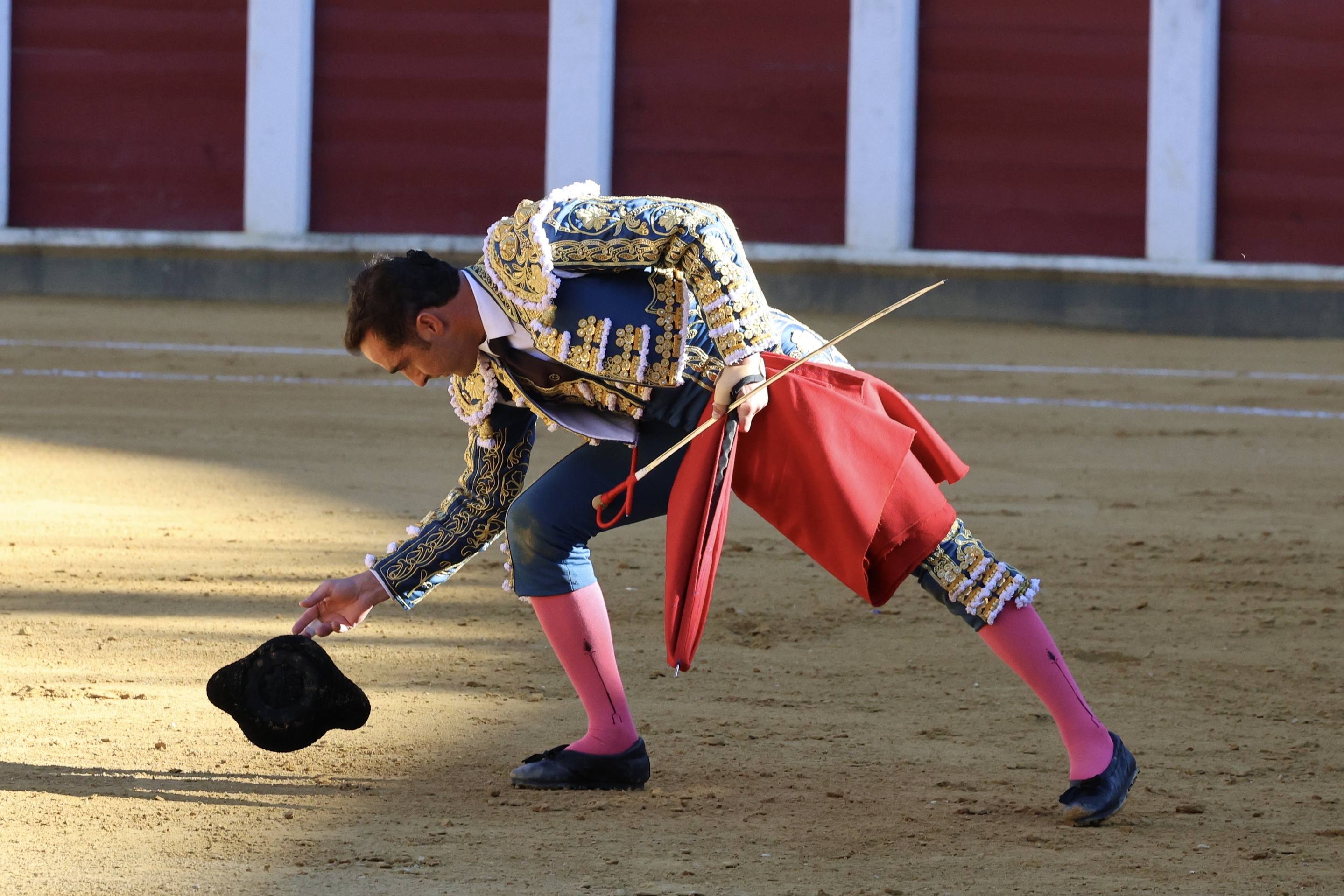 La corrida de El Fandi, Escribano e Ismael Martín, en imágenes