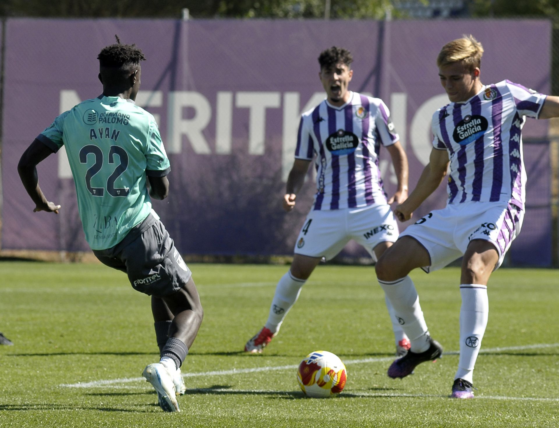 Fotos del partido entre la Segoviana y el Valladolid B