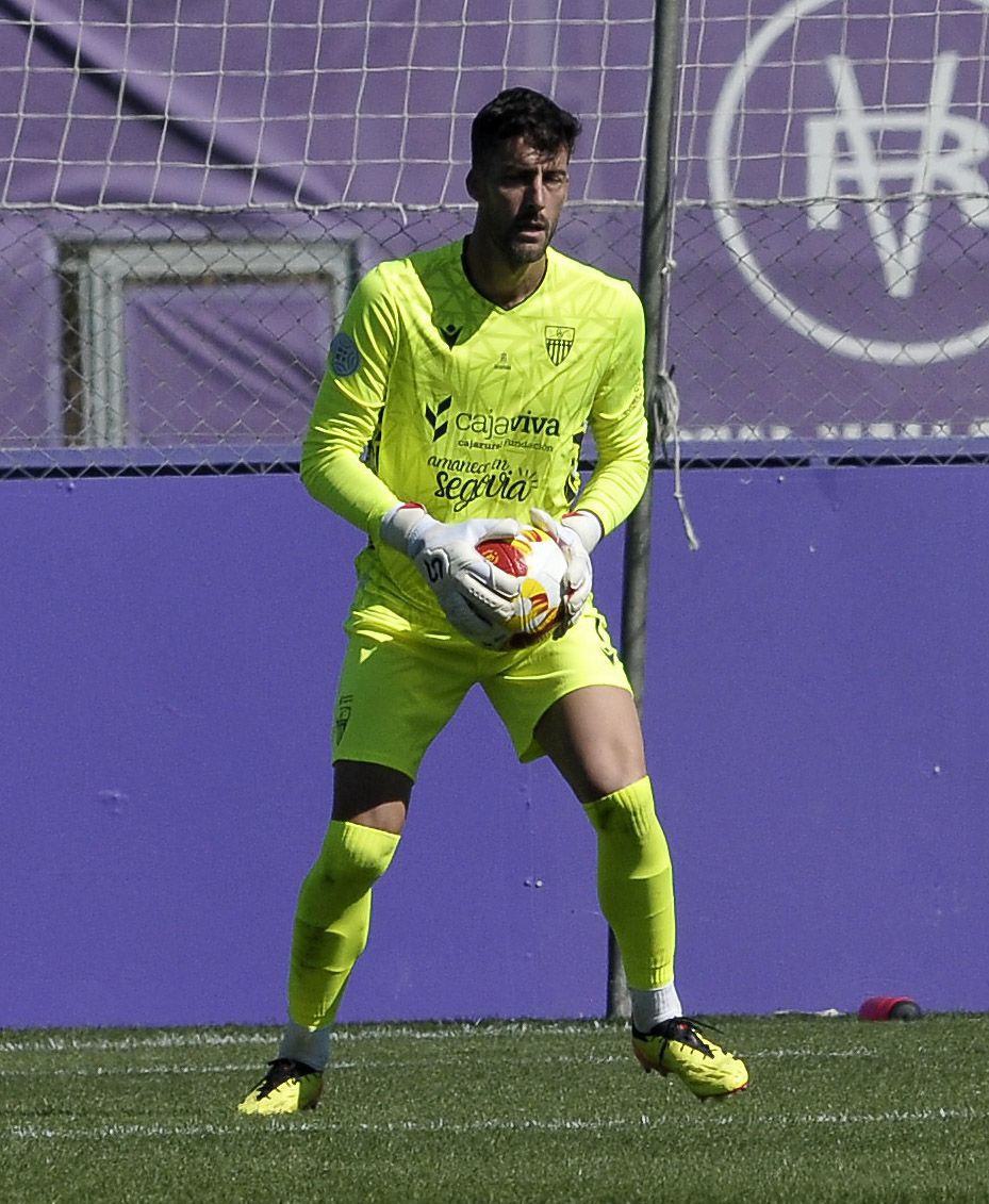 Fotos del partido entre la Segoviana y el Valladolid B