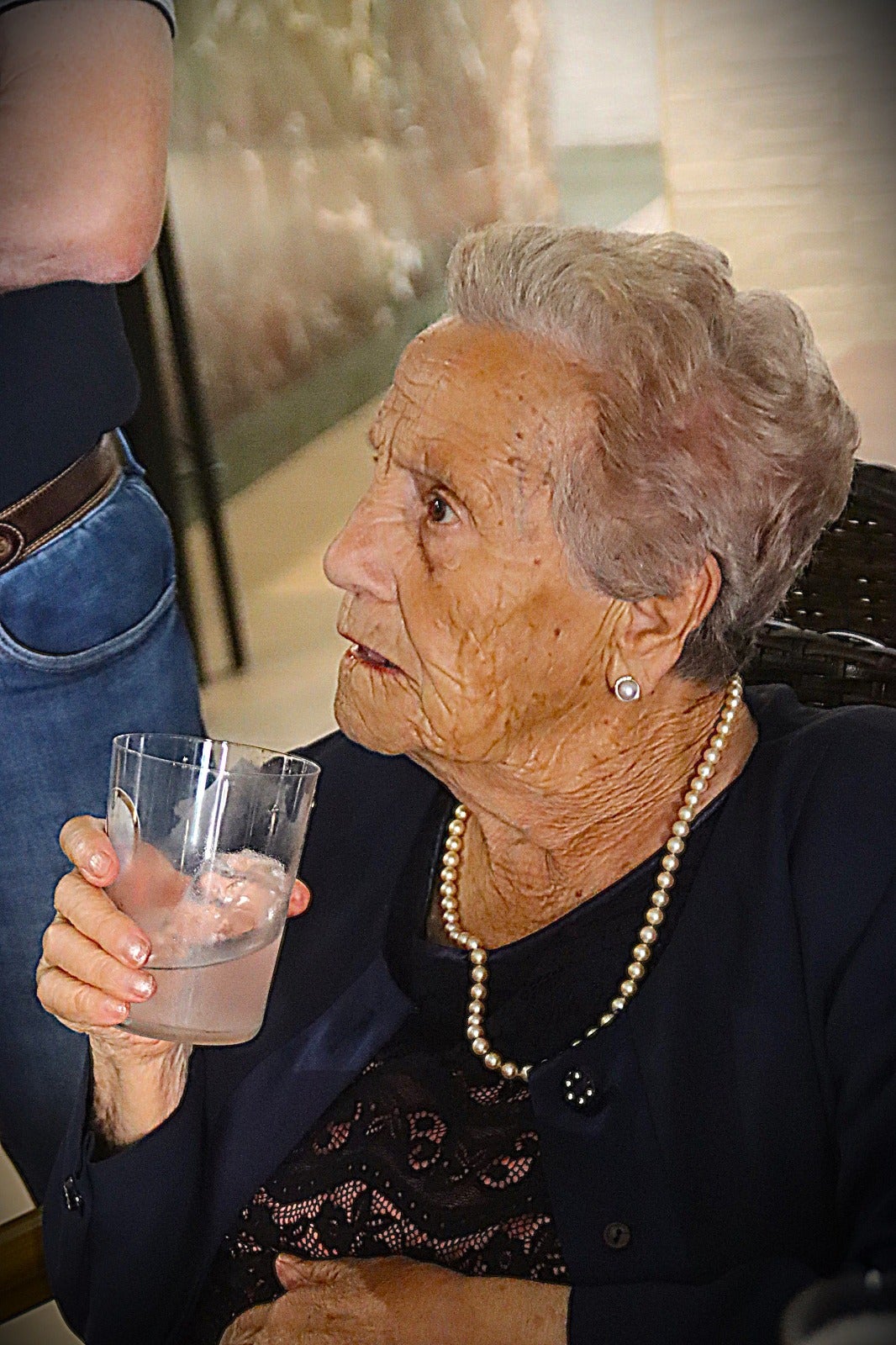 Así celebró la riosecana María Milán su siglo de vida