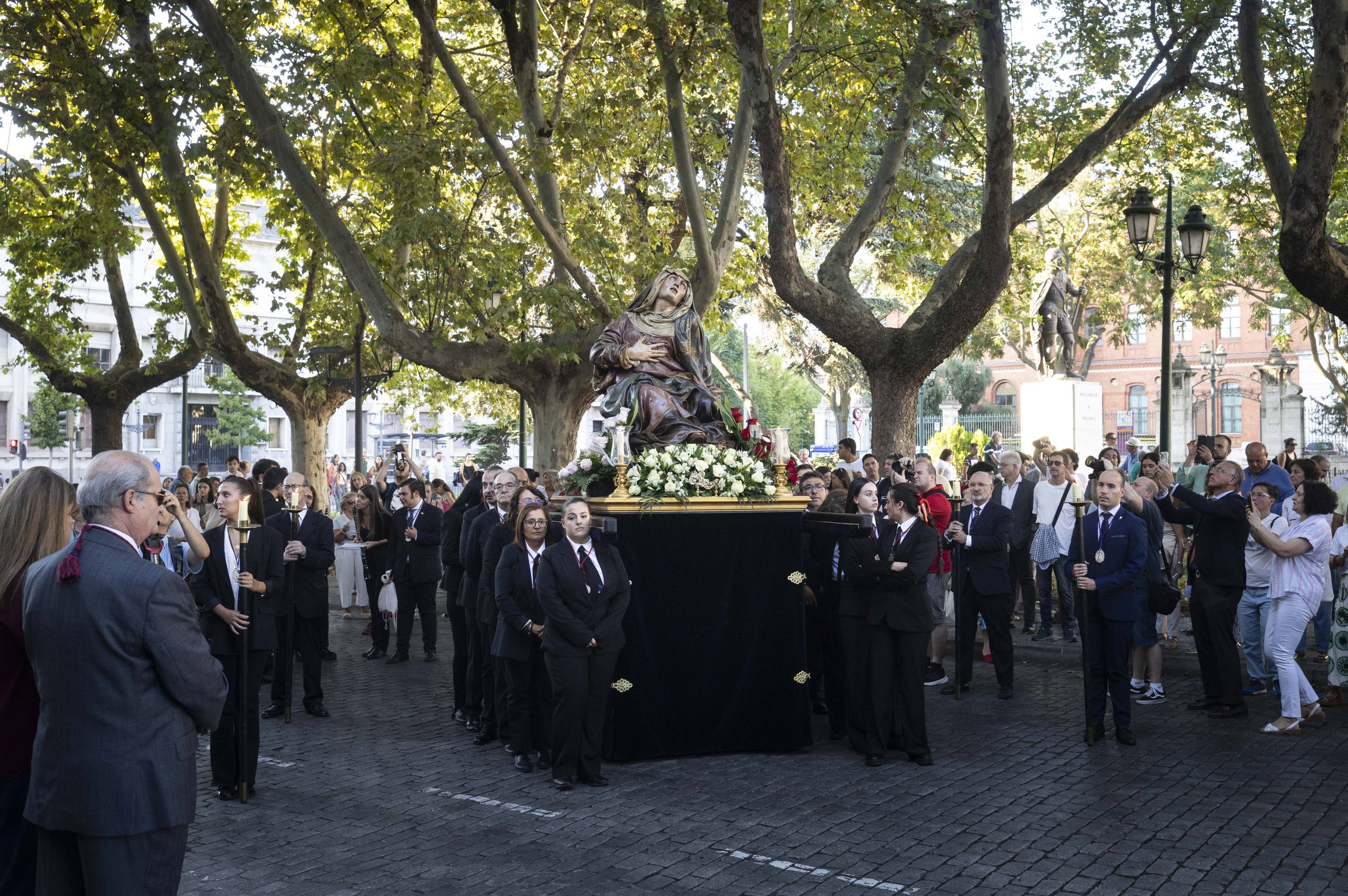 Las imágenes de la procesión de Nuestra Señora de las Angustias