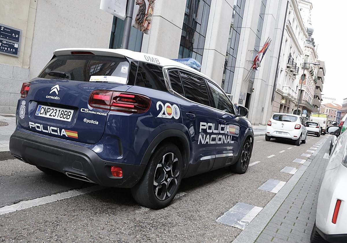 Un coche patrulla de la Policía Nacional.