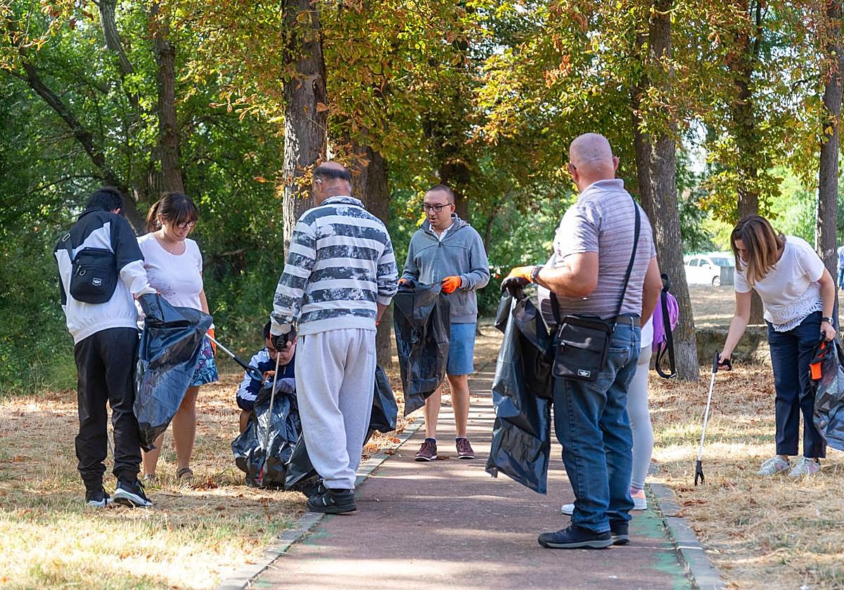 Unidos para limpiar la Fuente de la Salud