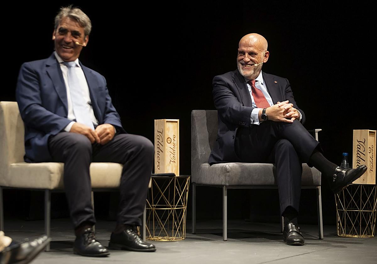 Javier Tebas no prohibirá las banderas de Palestina en los campos de fútbol