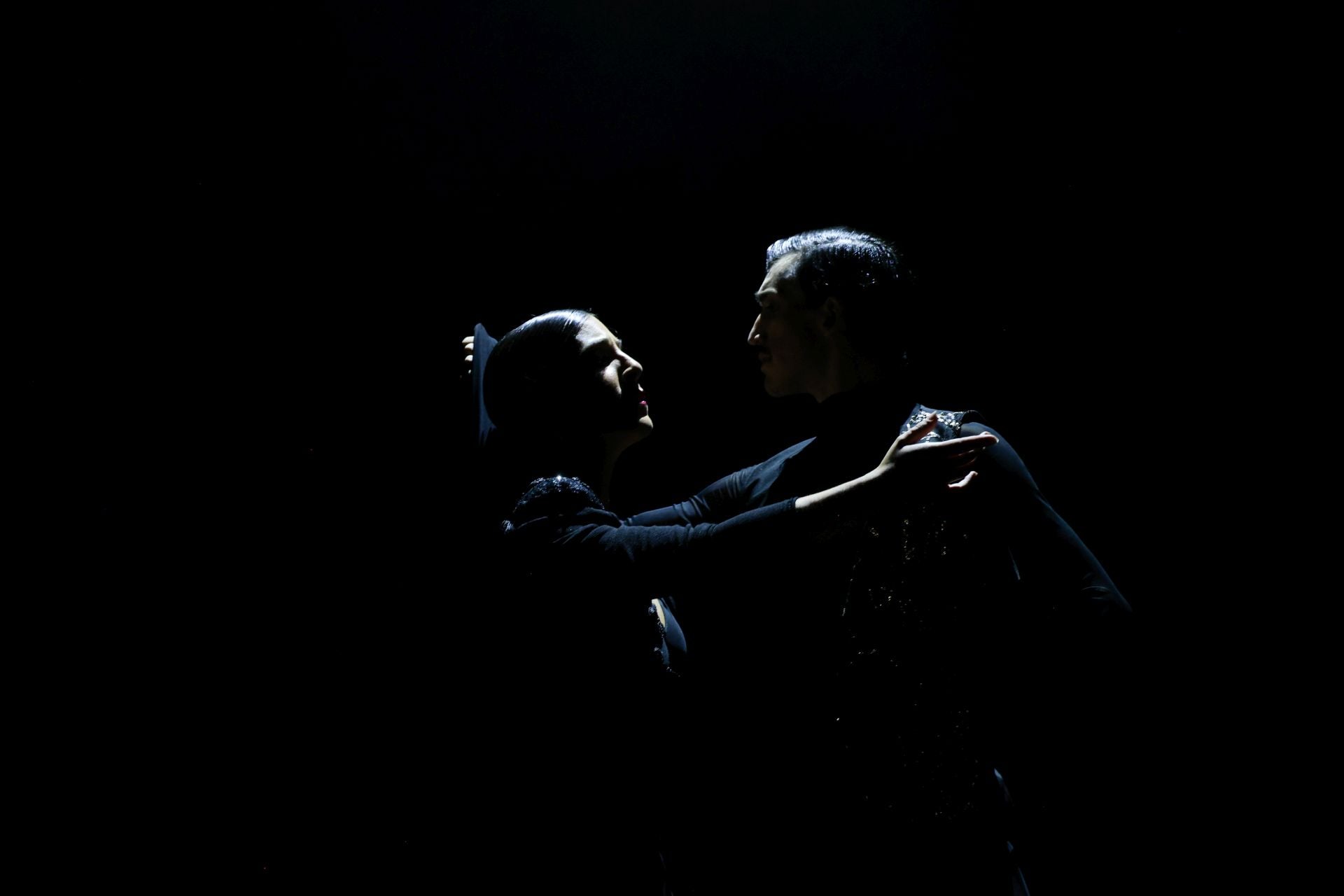 Las imágenes de &#039;Arraigo&#039; en el teatro Calderón