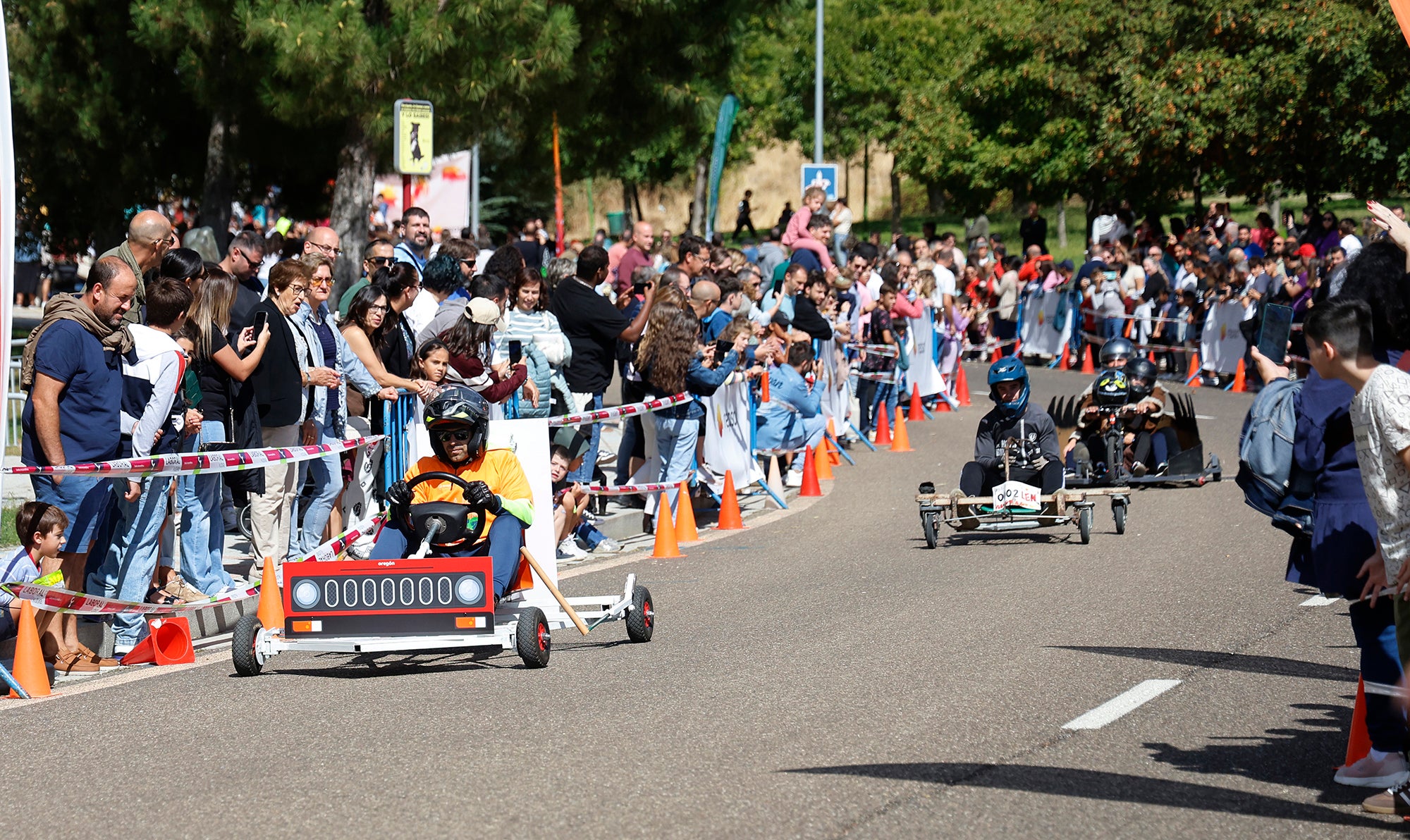 Los autos locos recorren Palencia