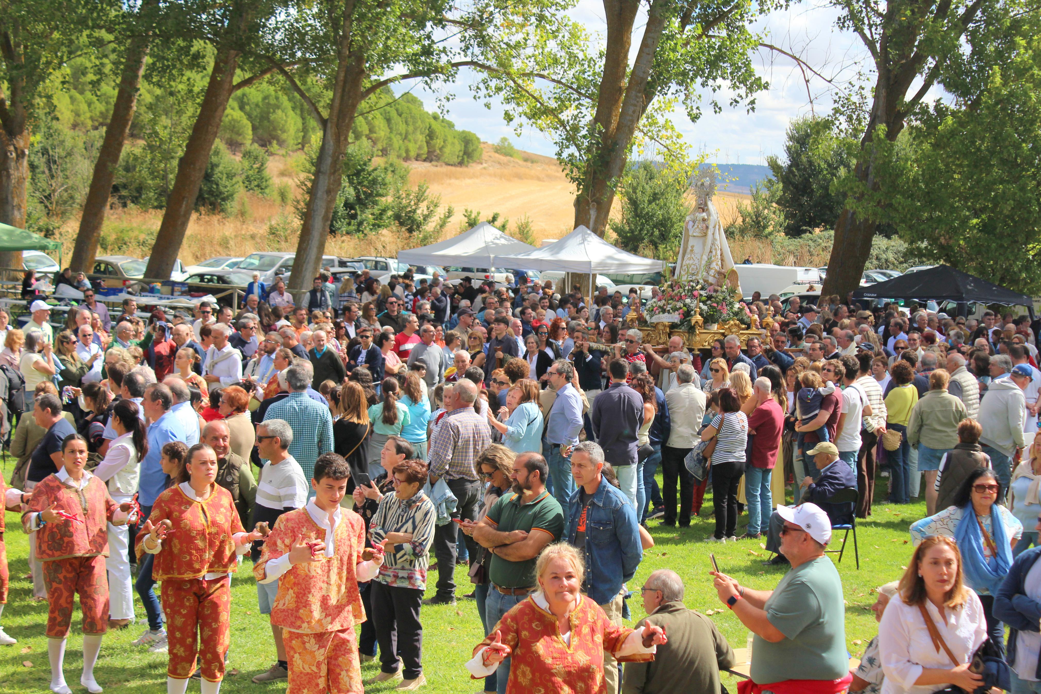 Torquemada se rinde a la Virgen de Valdesalce