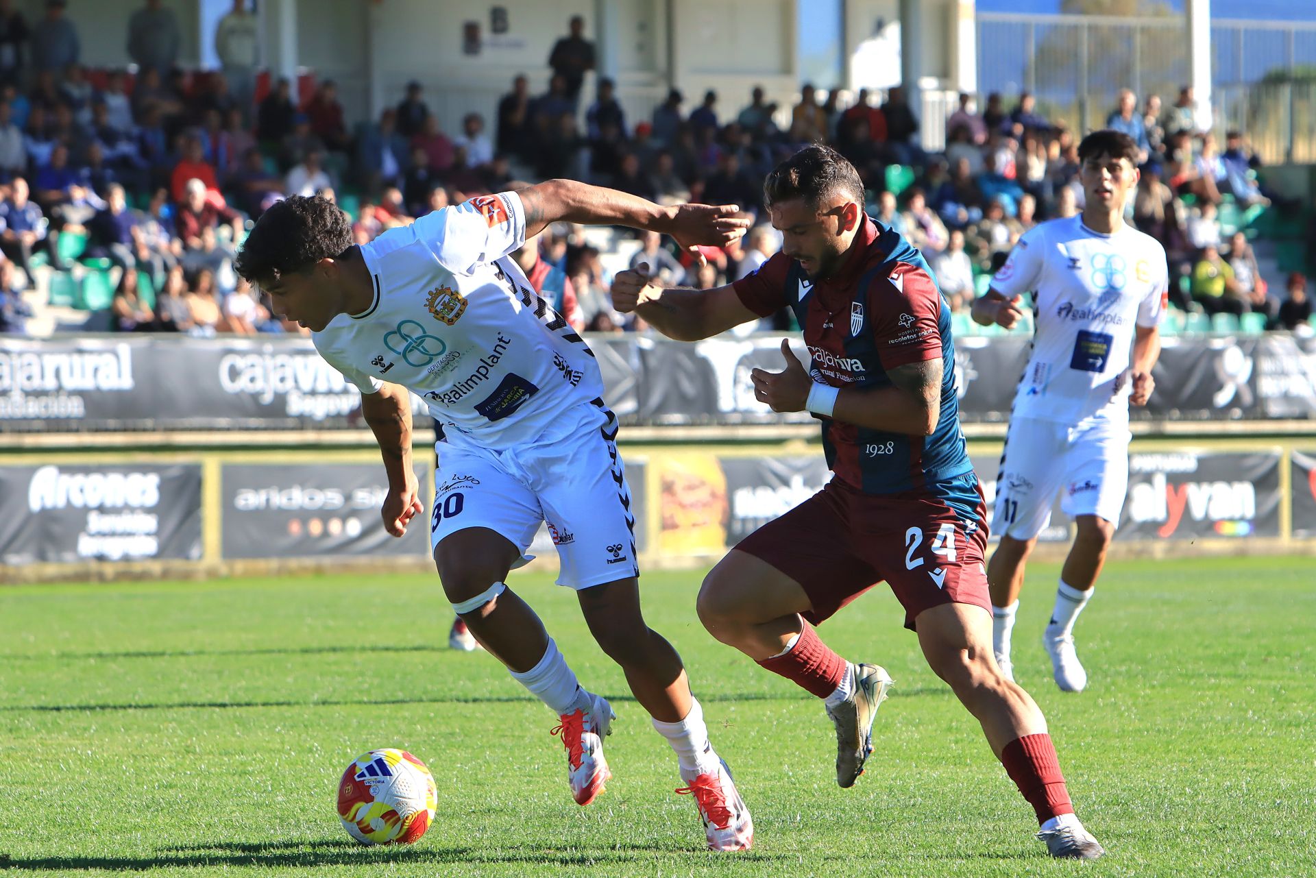 Fotos del triunfo de la Segoviana ante la SD Sarriana