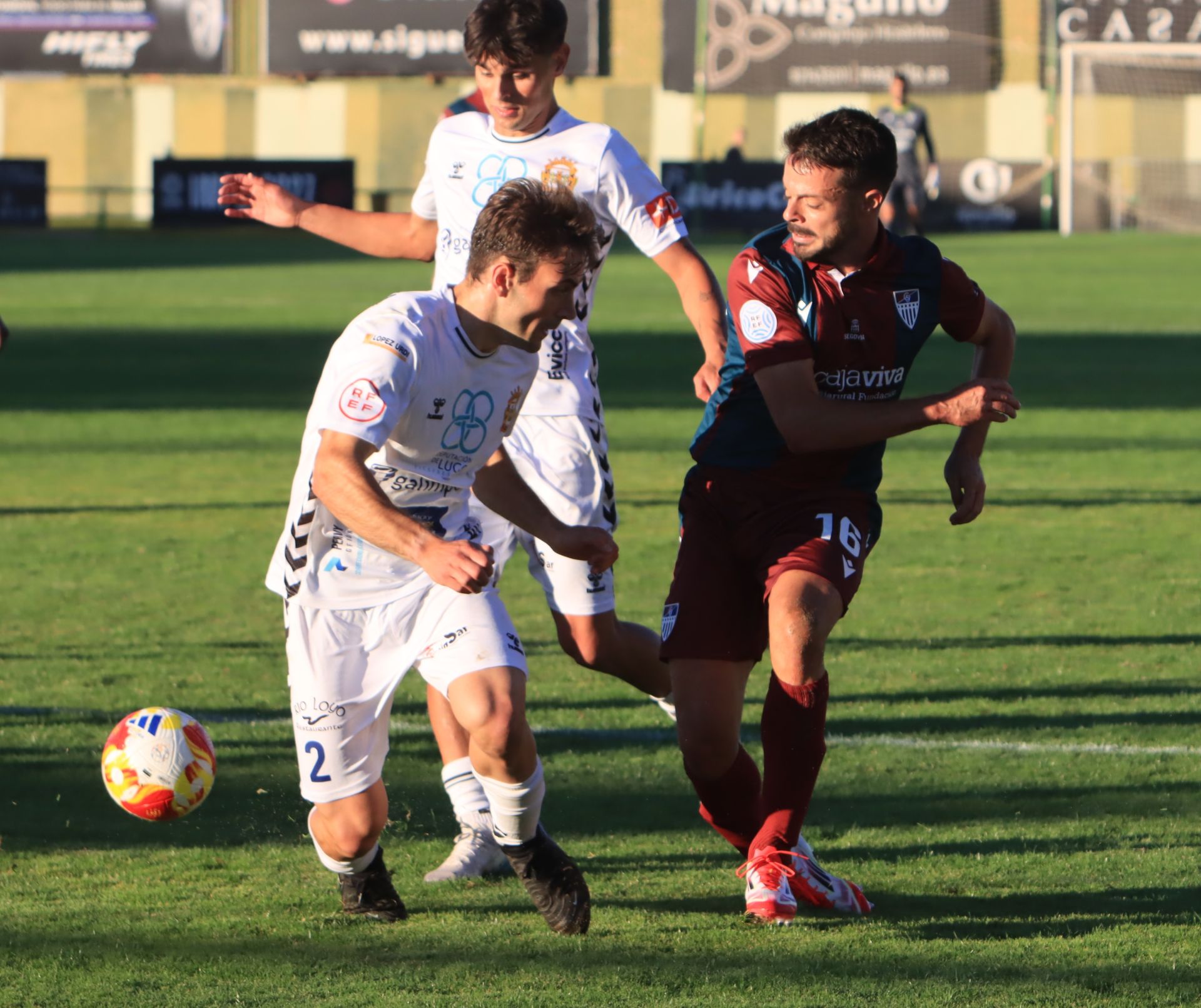 Fotos del triunfo de la Segoviana ante la SD Sarriana
