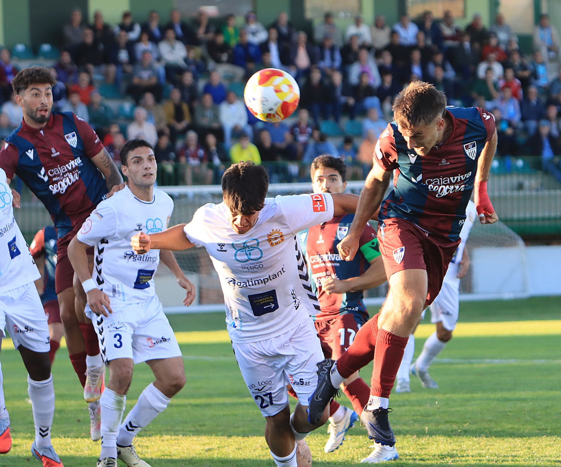 Fotos del triunfo de la Segoviana ante la SD Sarriana