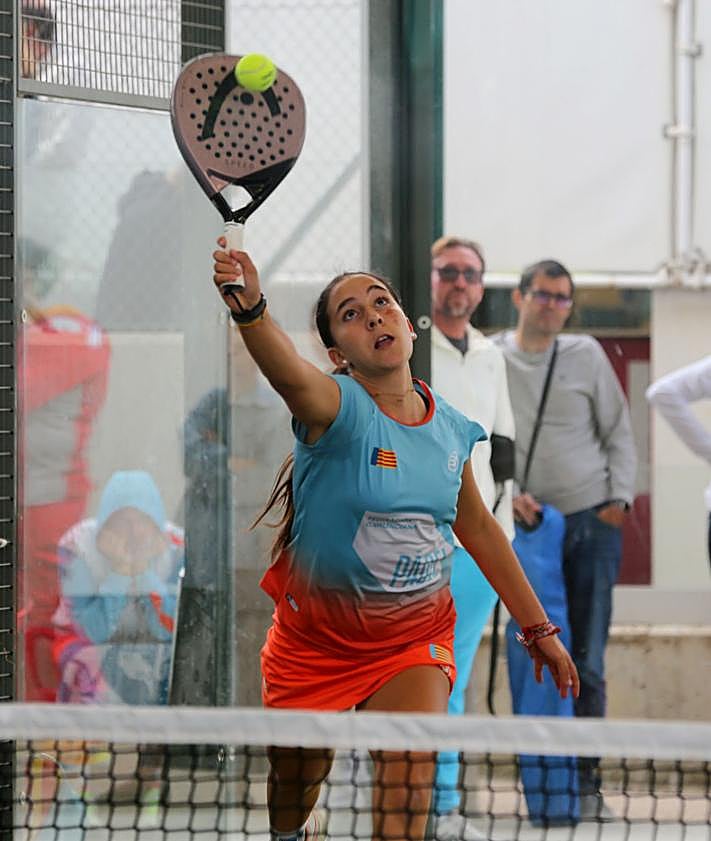 Imagen secundaria 2 - Cataluña y Madrid, campeones de España de pádel de menores