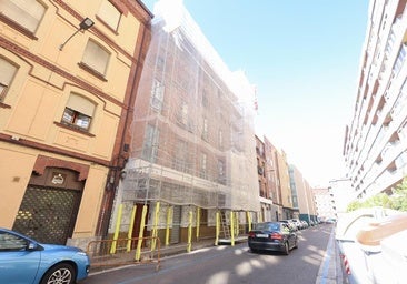 Dos meses de obras para devolver la normalidad al edificio incendiado de la calle San José