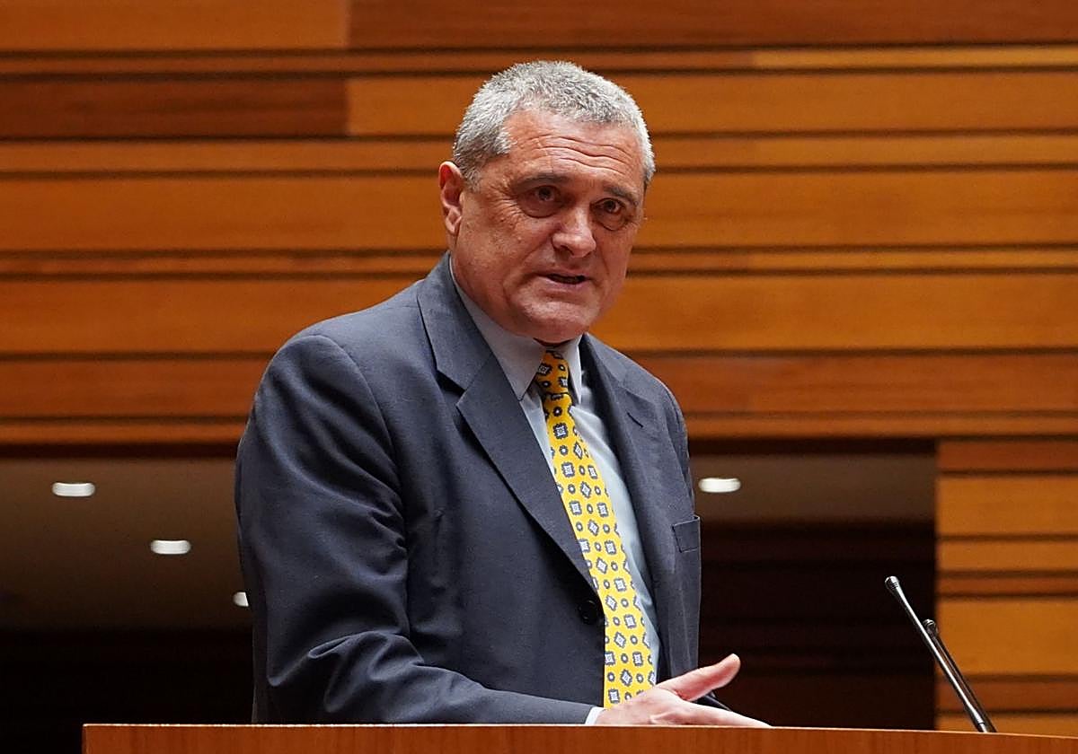 Pedro Pascual, durante una de sus intervenciones en las Cortes.