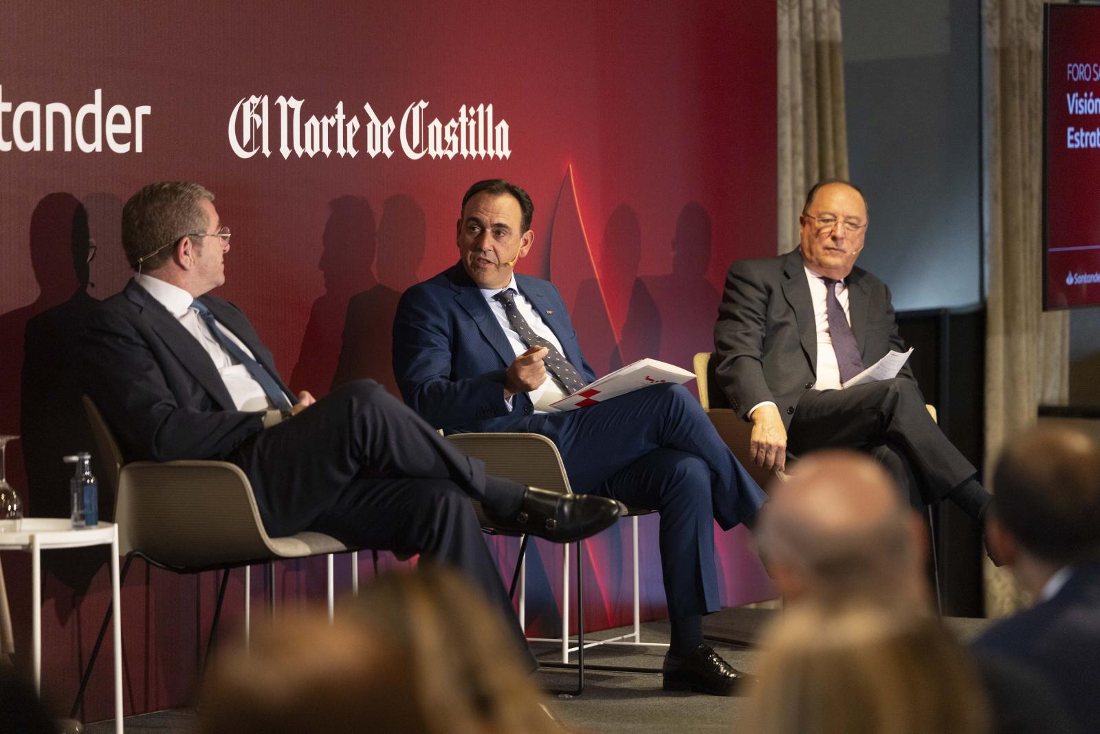 Asistentes al Foro Santander &#039;Visión empresarial, estrategia y futuro&#039;