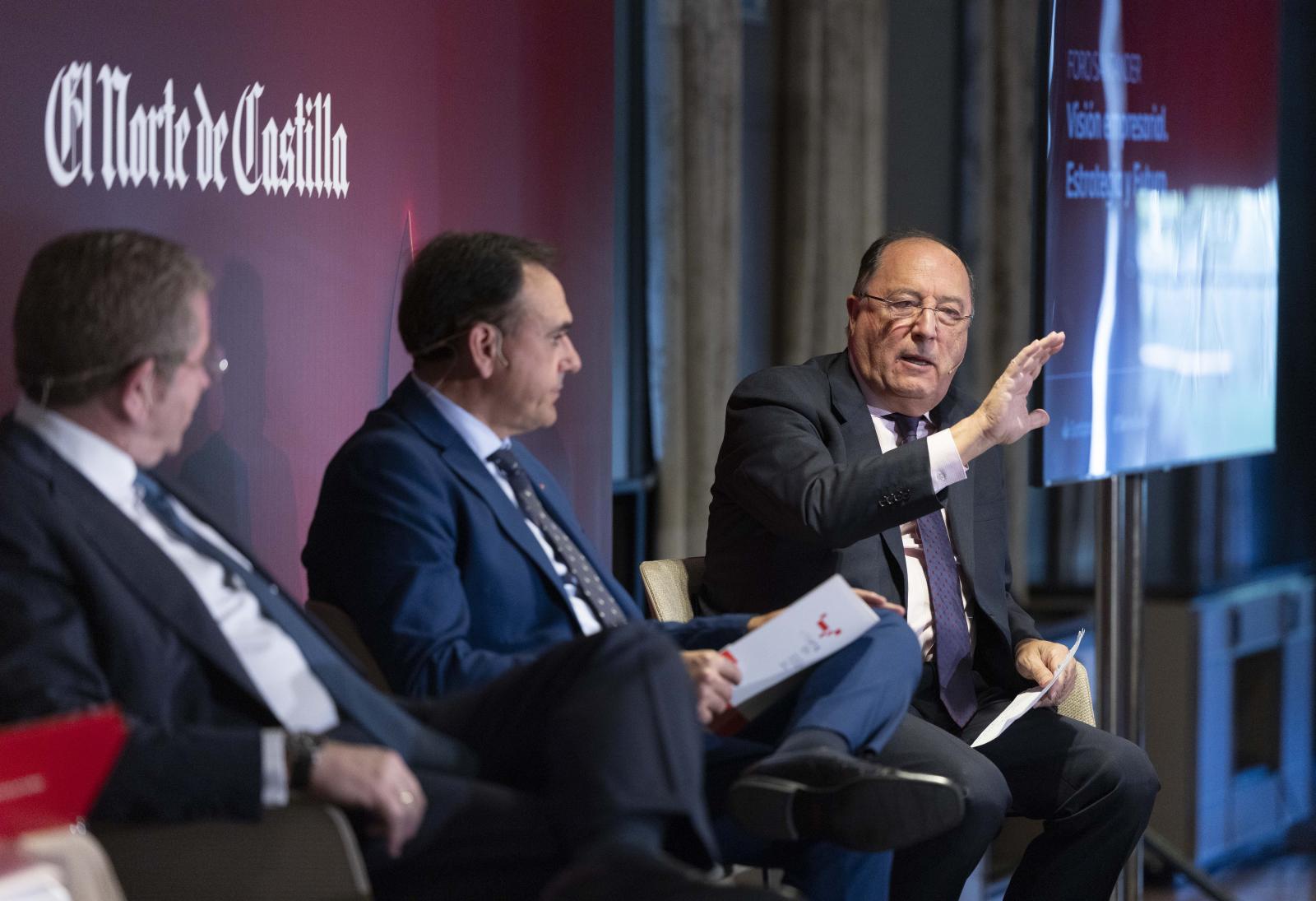 Asistentes al Foro Santander &#039;Visión empresarial, estrategia y futuro&#039;