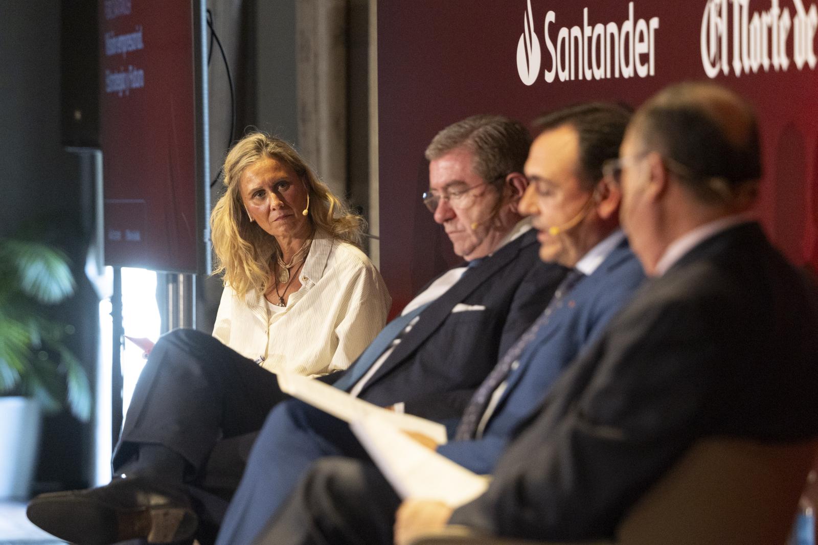 Asistentes al Foro Santander &#039;Visión empresarial, estrategia y futuro&#039;