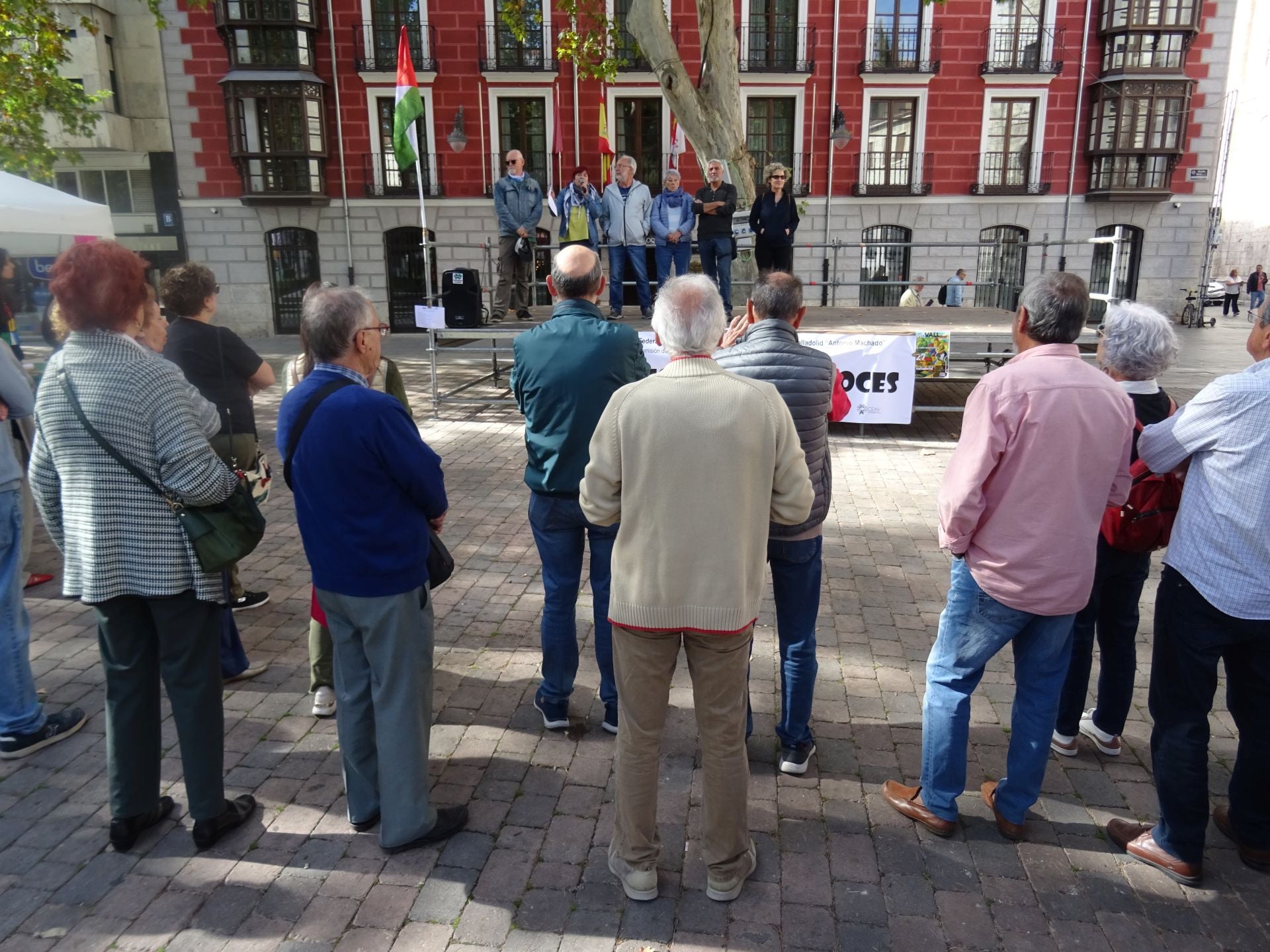 Día de los vecinos en la Plaza de la Universidad de Valladolid