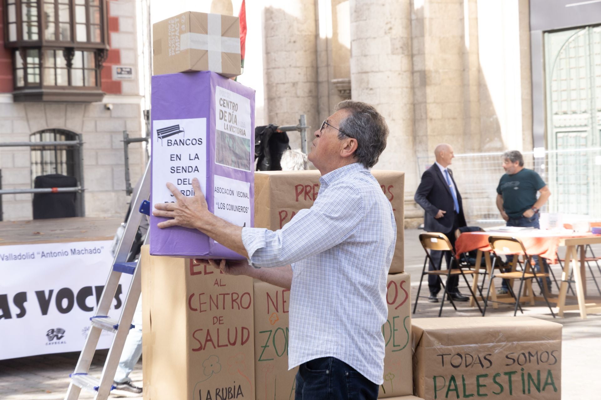 Día de los vecinos en la Plaza de la Universidad de Valladolid