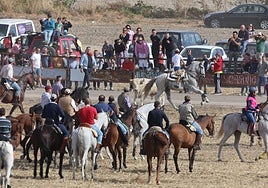 Imagen del tercer encierro en la localidad de Olmedo.