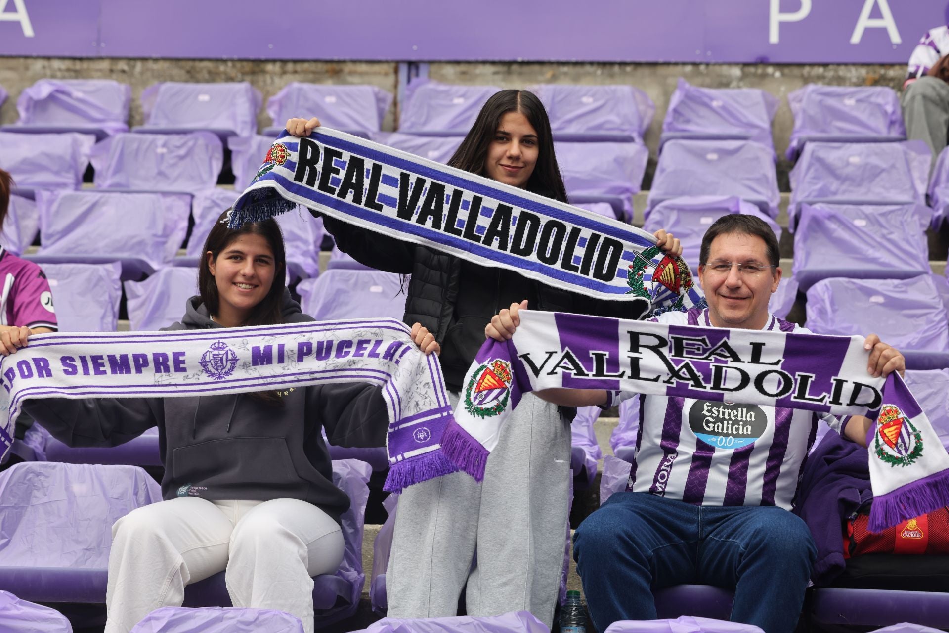 Búscate en la grada del Real Valladolid-Cultural Leonesa 3/4