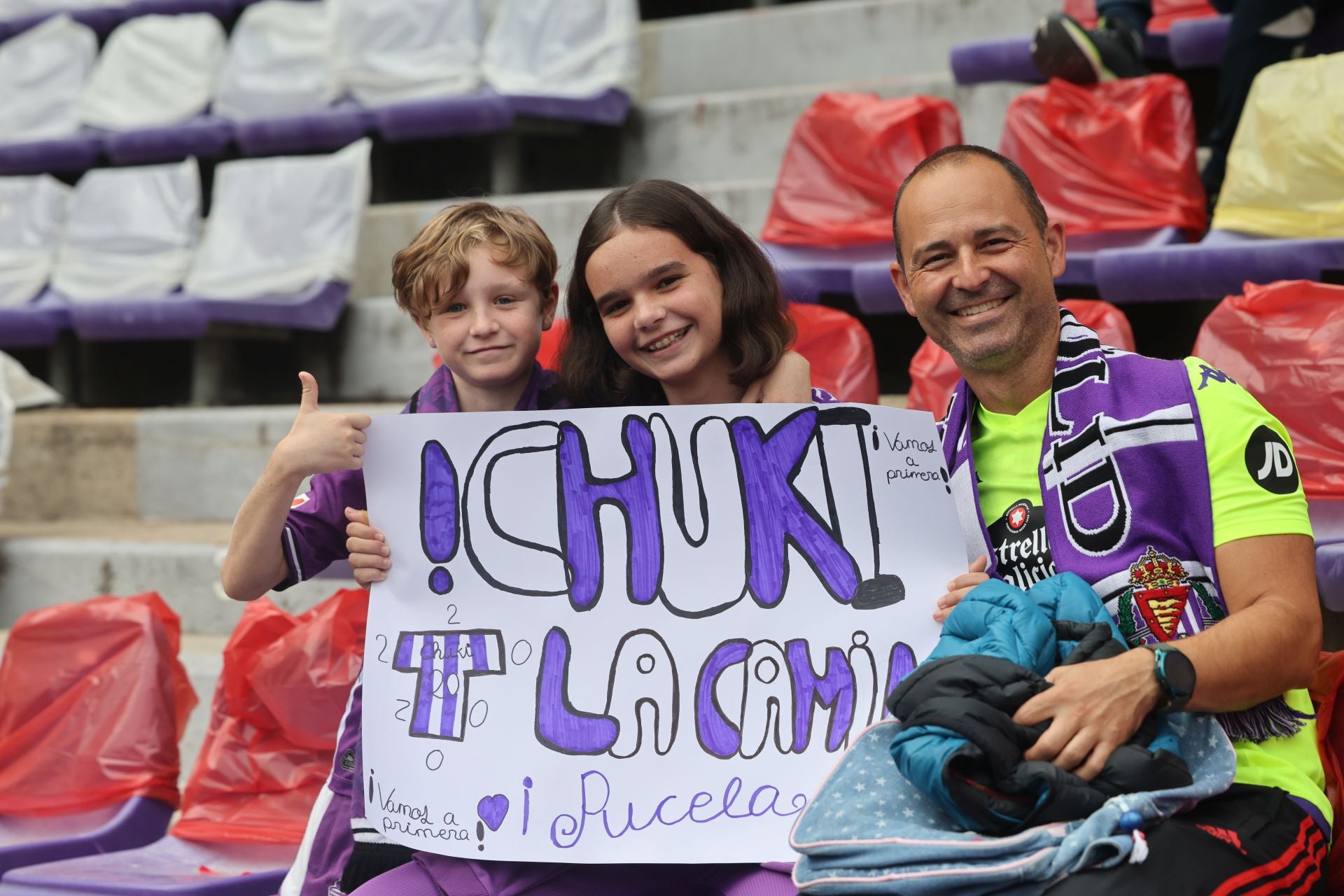 Búscate en la grada del Real Valladolid-Cultural Leonesa 4/4