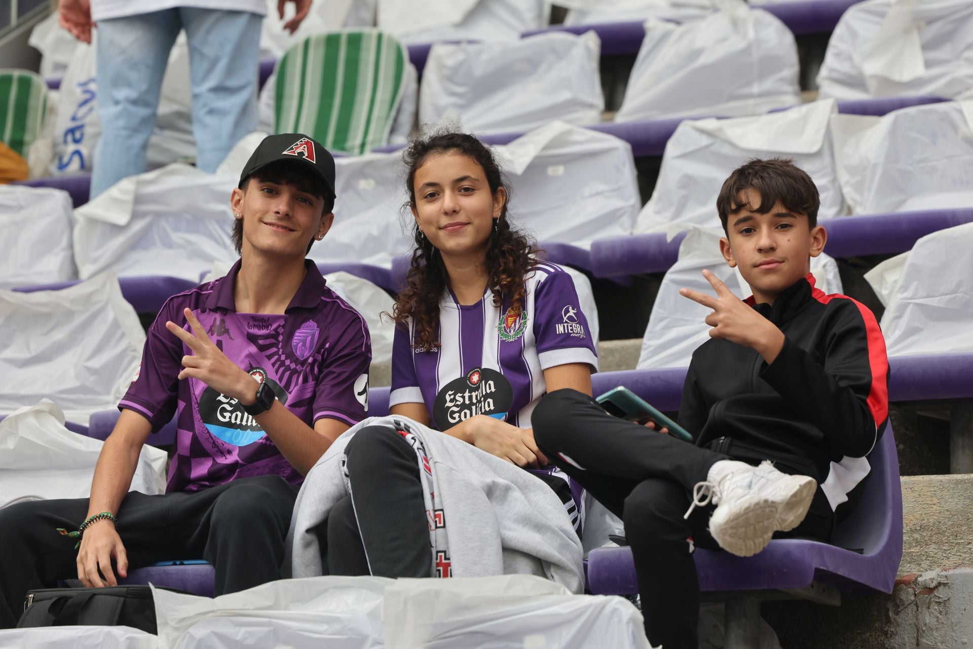 Búscate en la grada del Real Valladolid-Cultural Leonesa 4/4