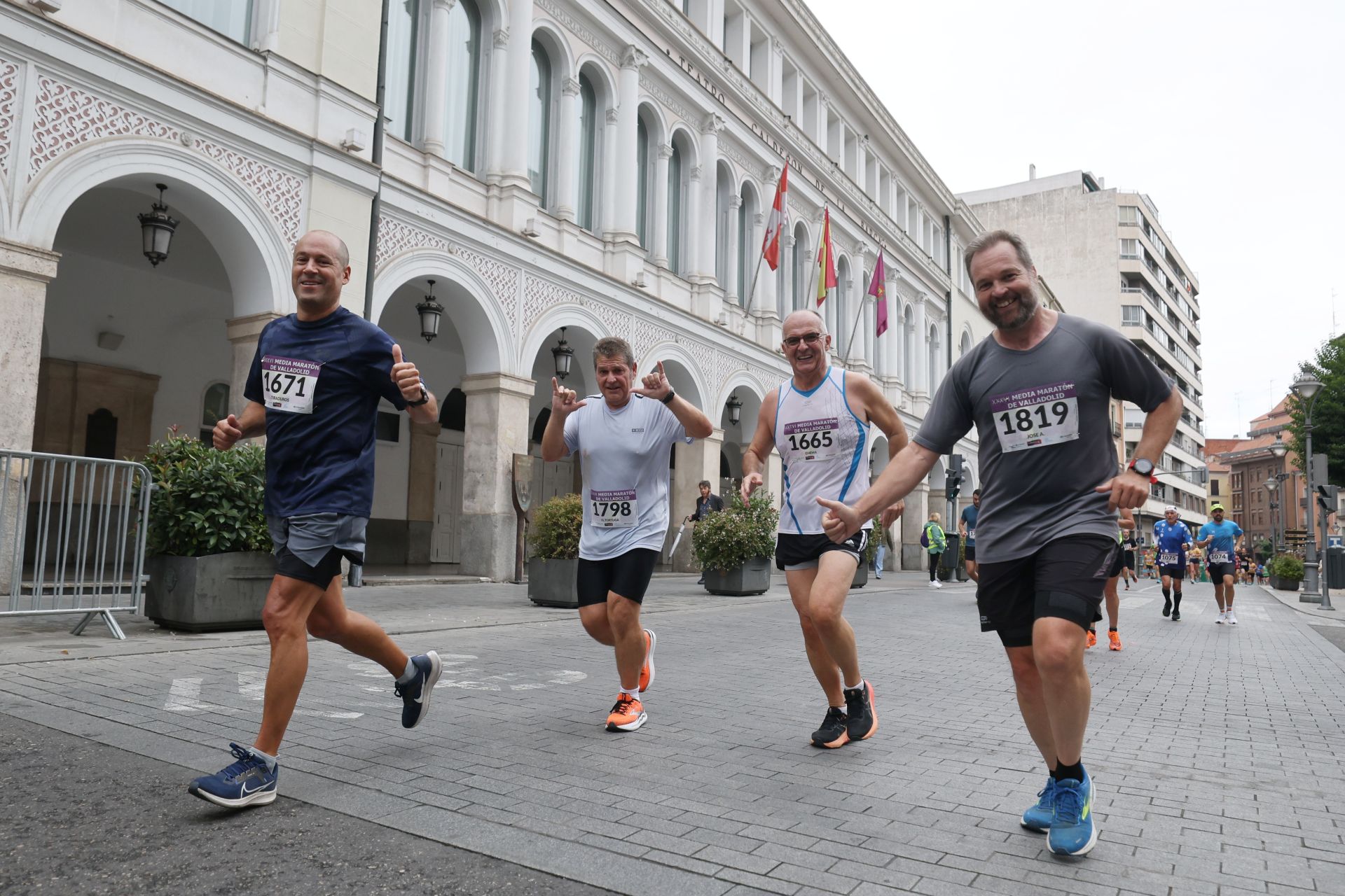 Las fotos de la Media Maratón de Valladolid 2025 (1/2)