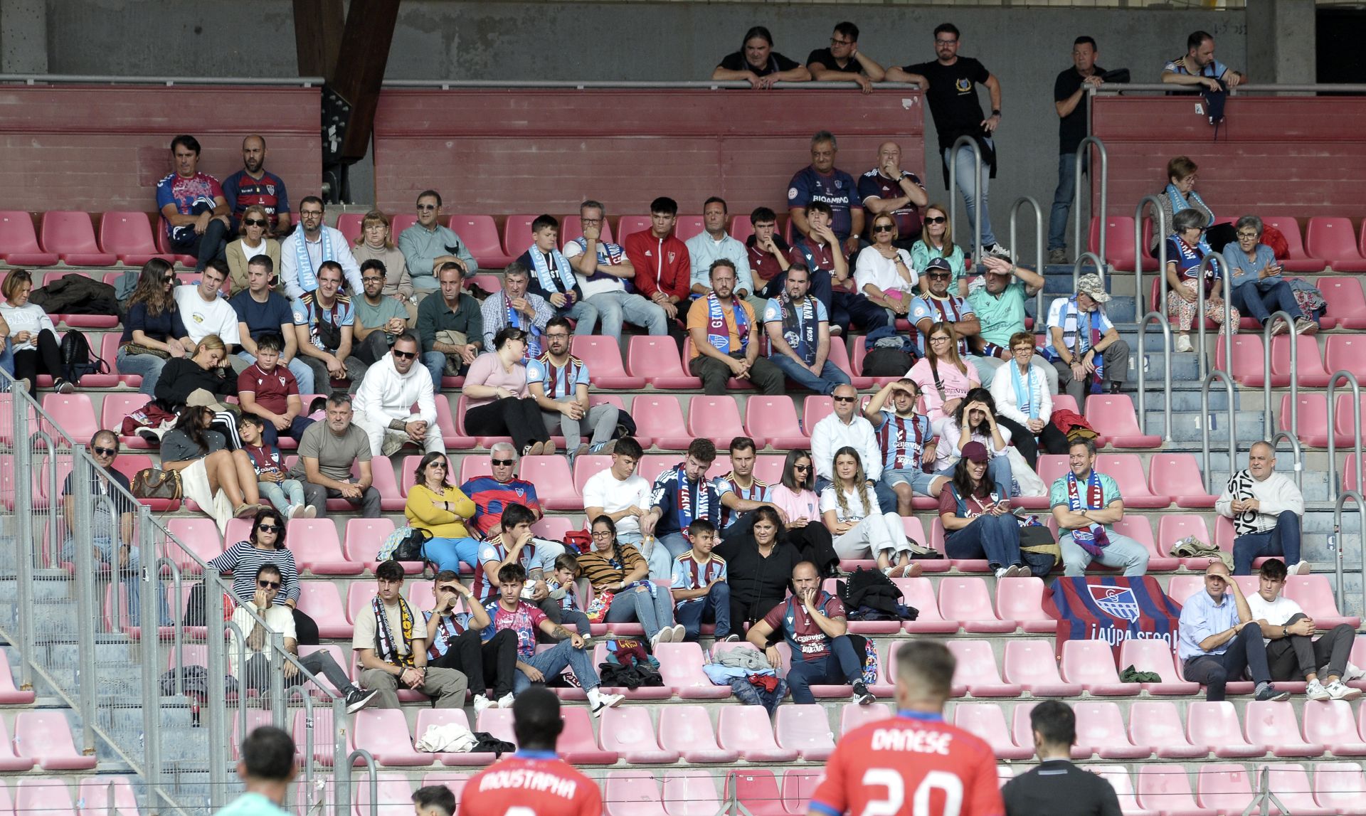 La derrota de la Segoviana en Soria, en imágenes