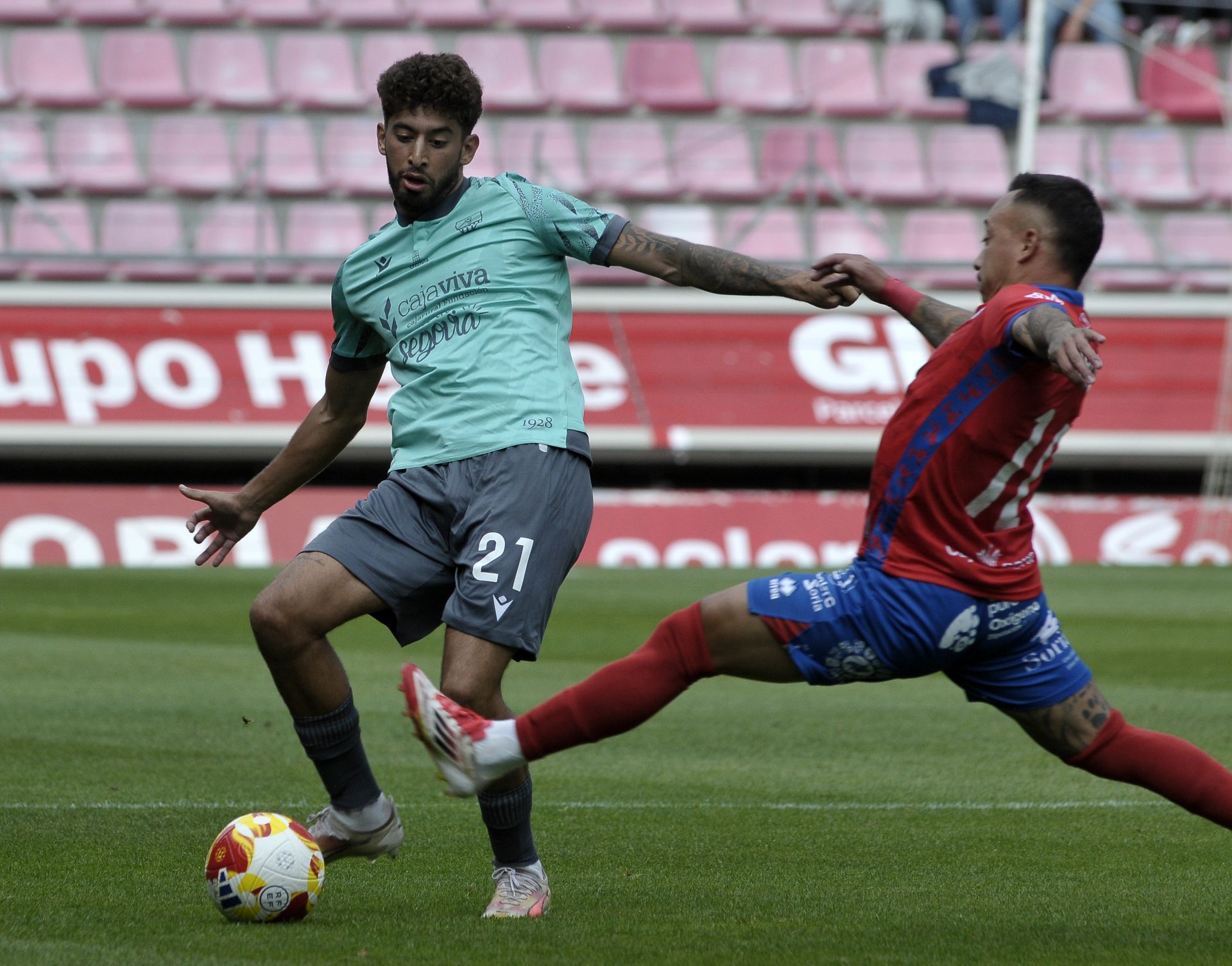 La derrota de la Segoviana en Soria, en imágenes