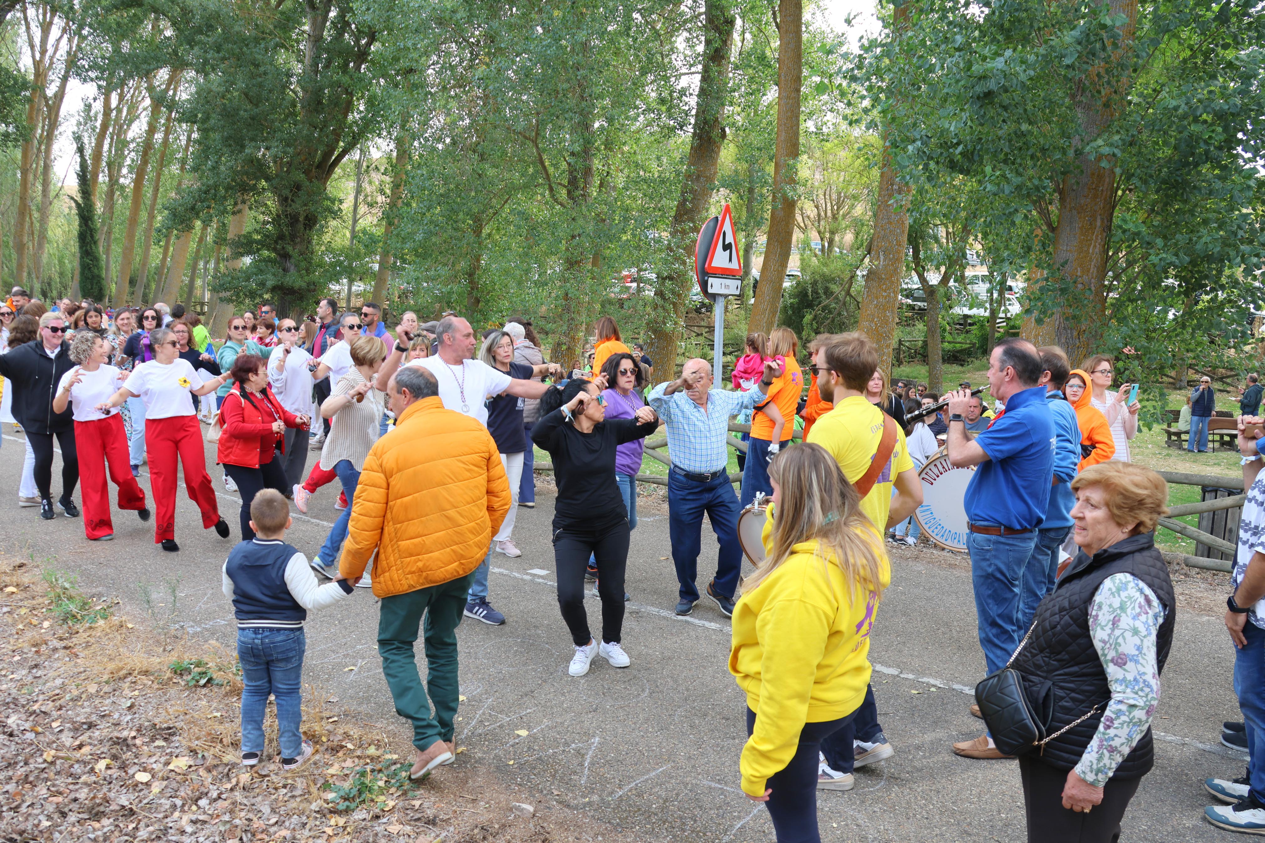 Antigüedad se rinde a la Virgen de Garón