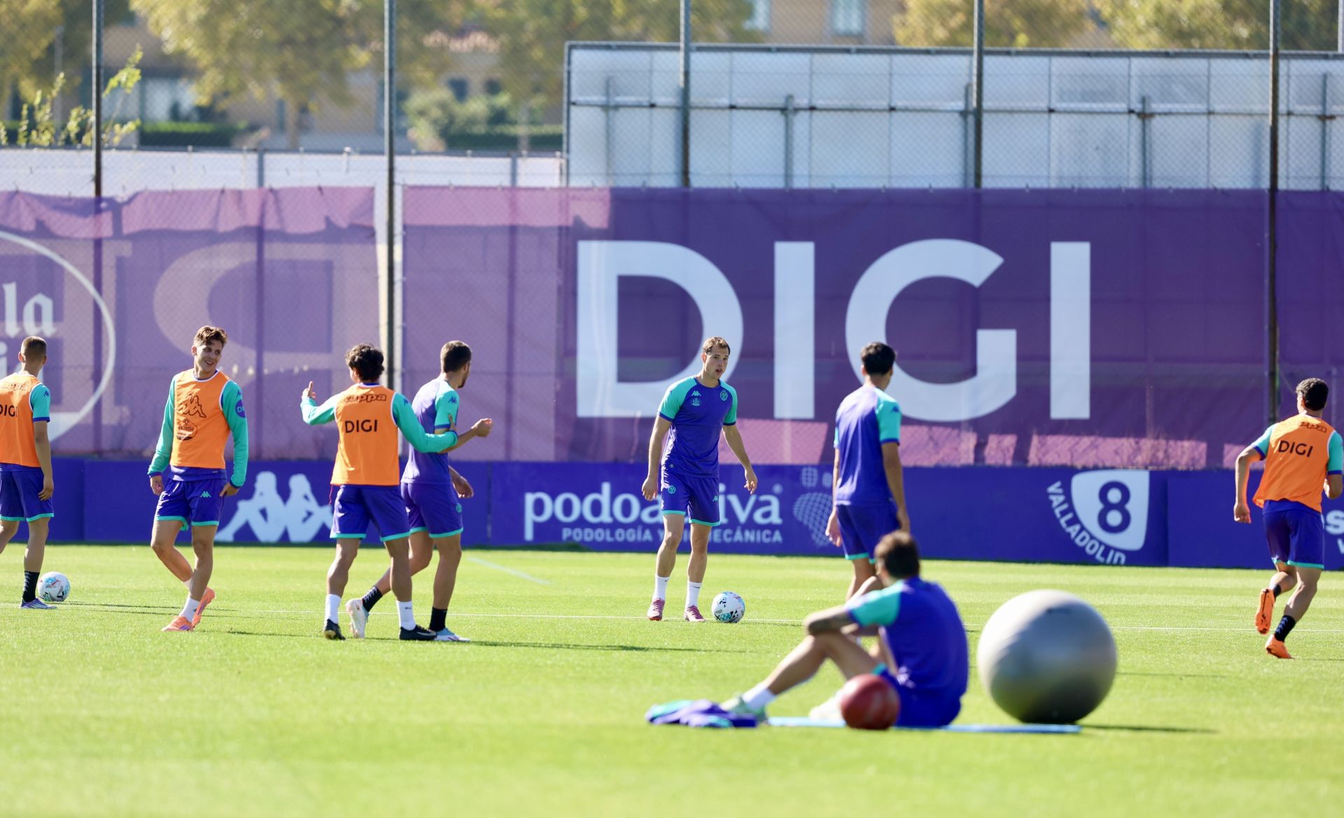 El entrenamiento tras la derrota ante la Cultural, en imágenes
