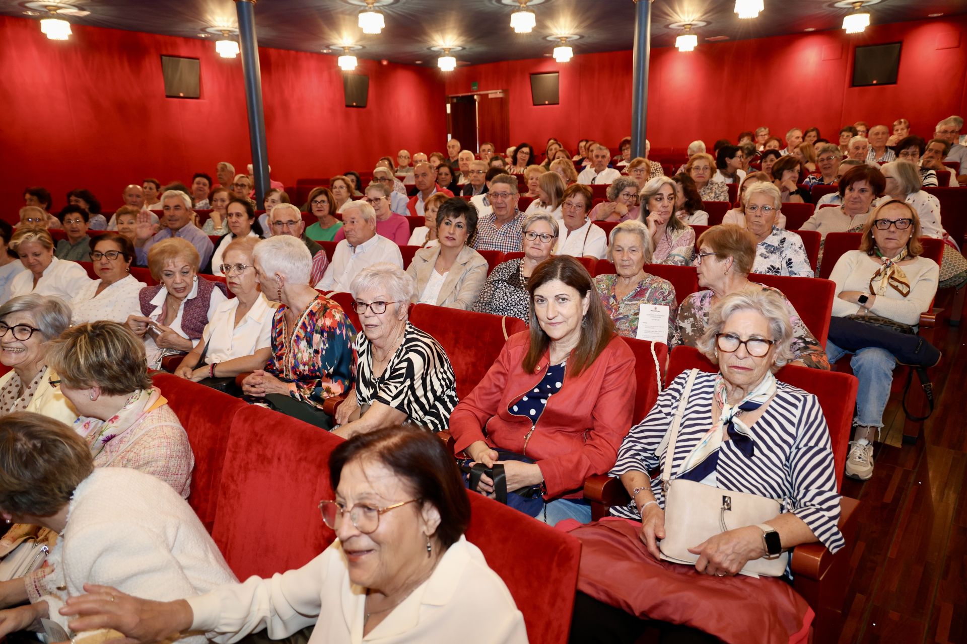 La gala homenajeando a los mayores de la provincia de Valladolid, en imágenes