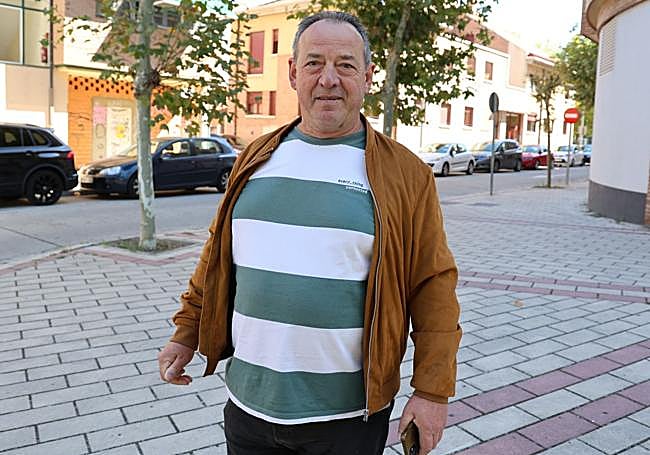 Segismundo Herrero , vecino del barrio.