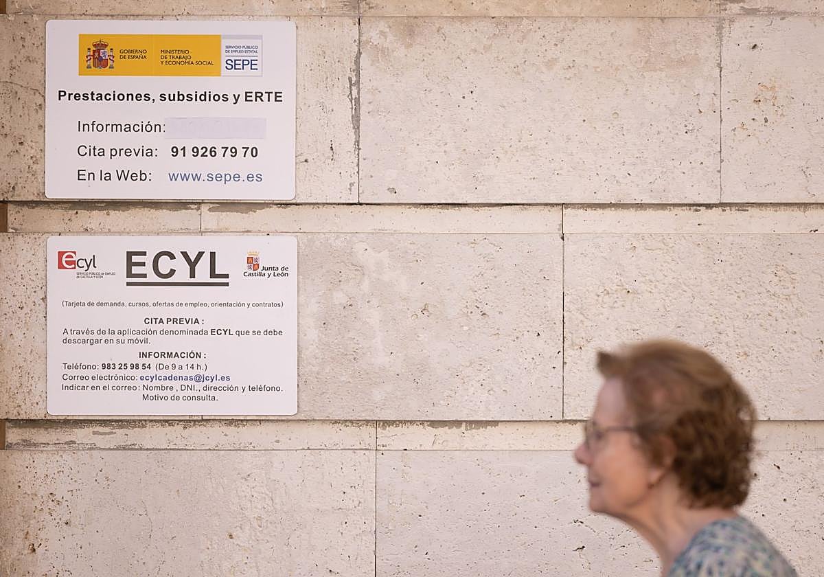Imagen de archivo de una oficina del Ecyl en Valladolid.