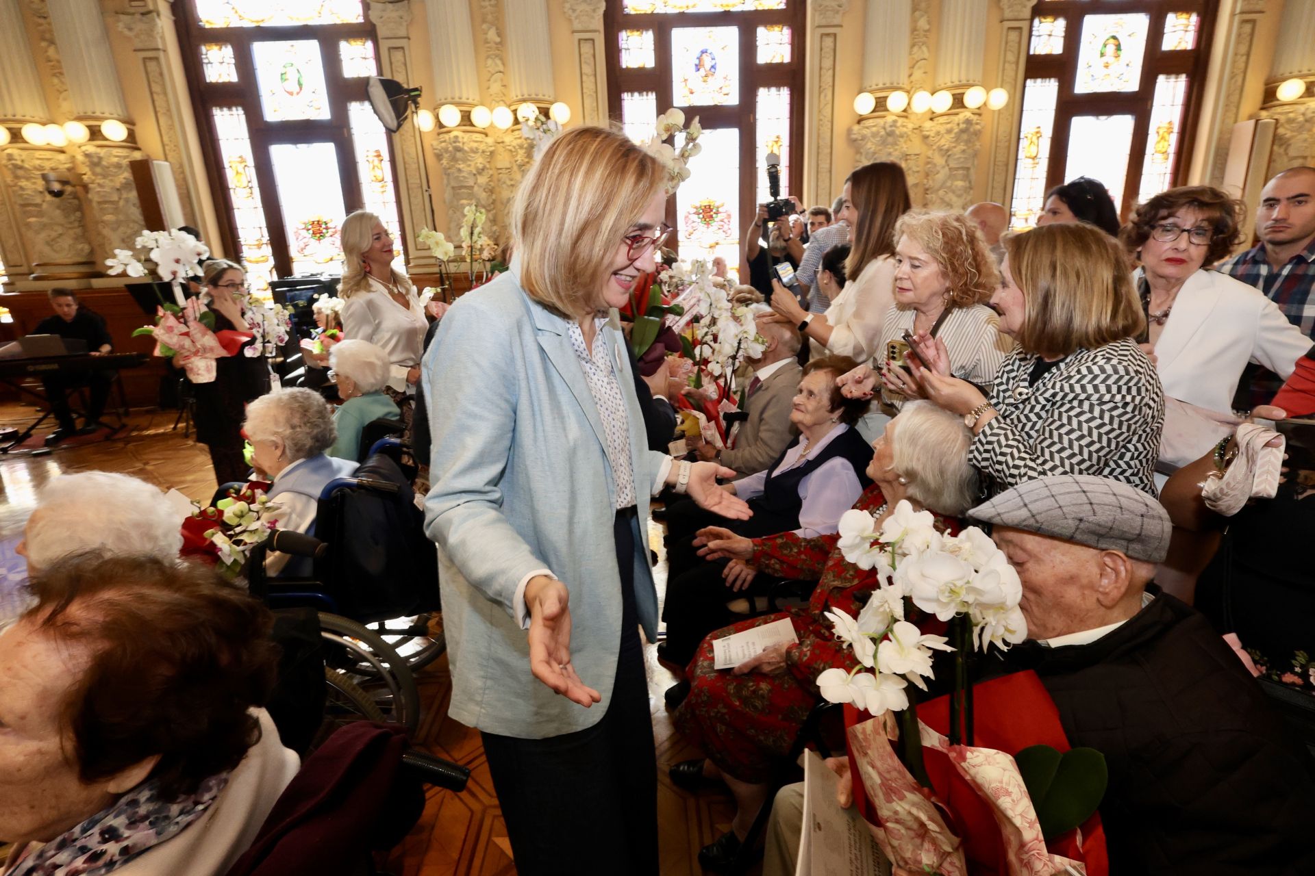 El homenaje a los centenarios de Valladolid, en imágenes
