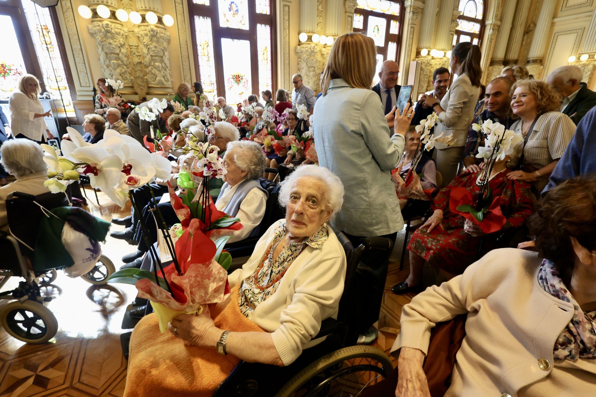 El homenaje a los centenarios de Valladolid, en imágenes