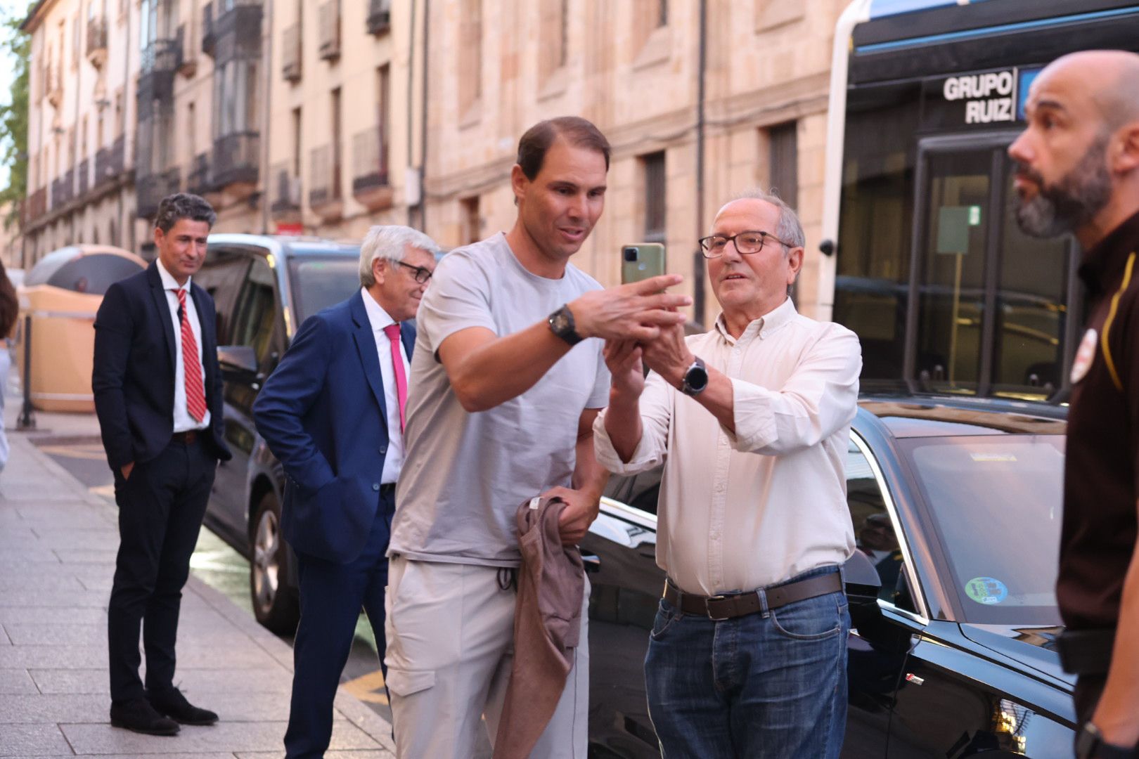 La llegada de Rafa Nadal a Salamanca, en imágenes