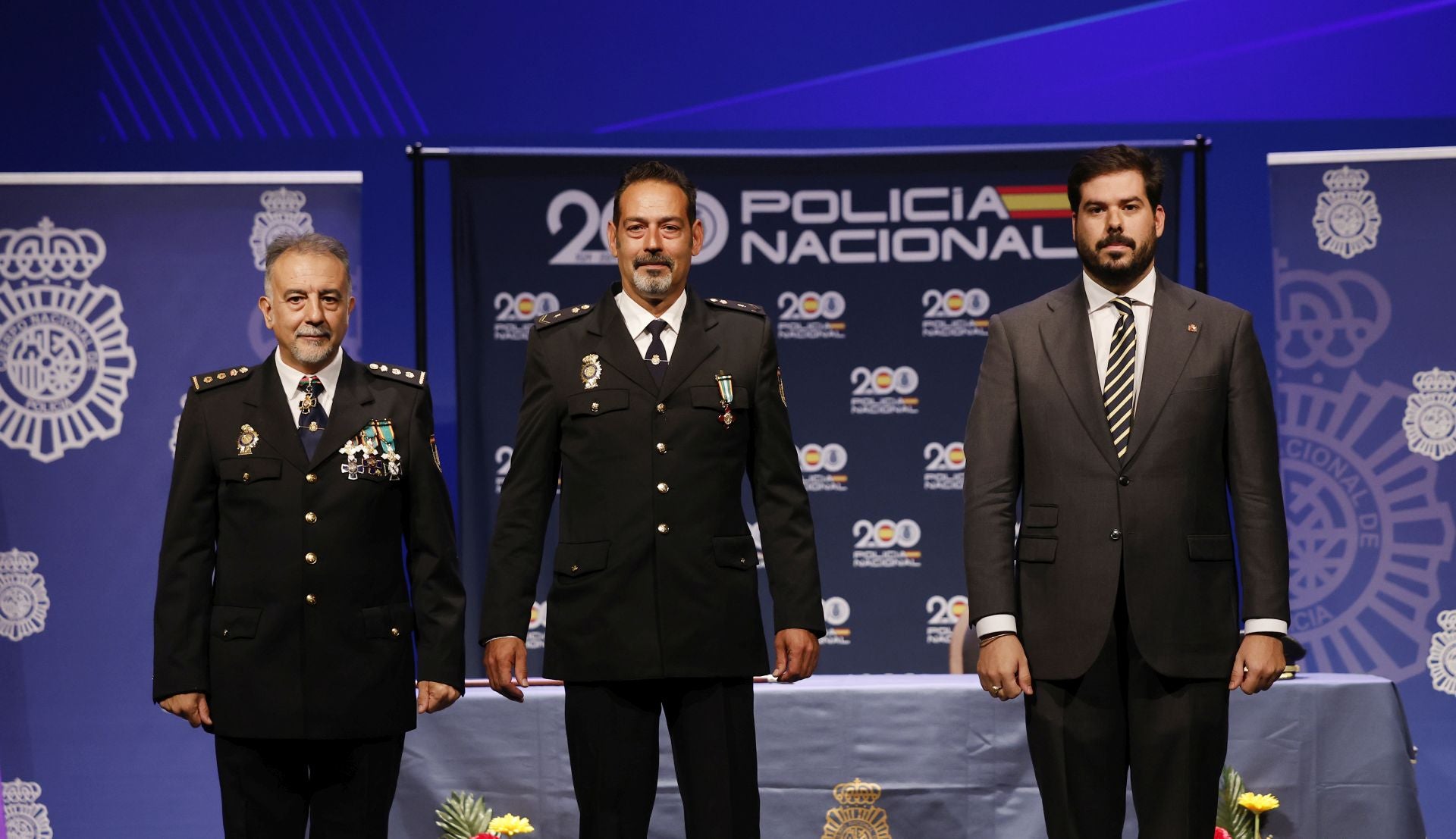 La Policía honra a sus patronos