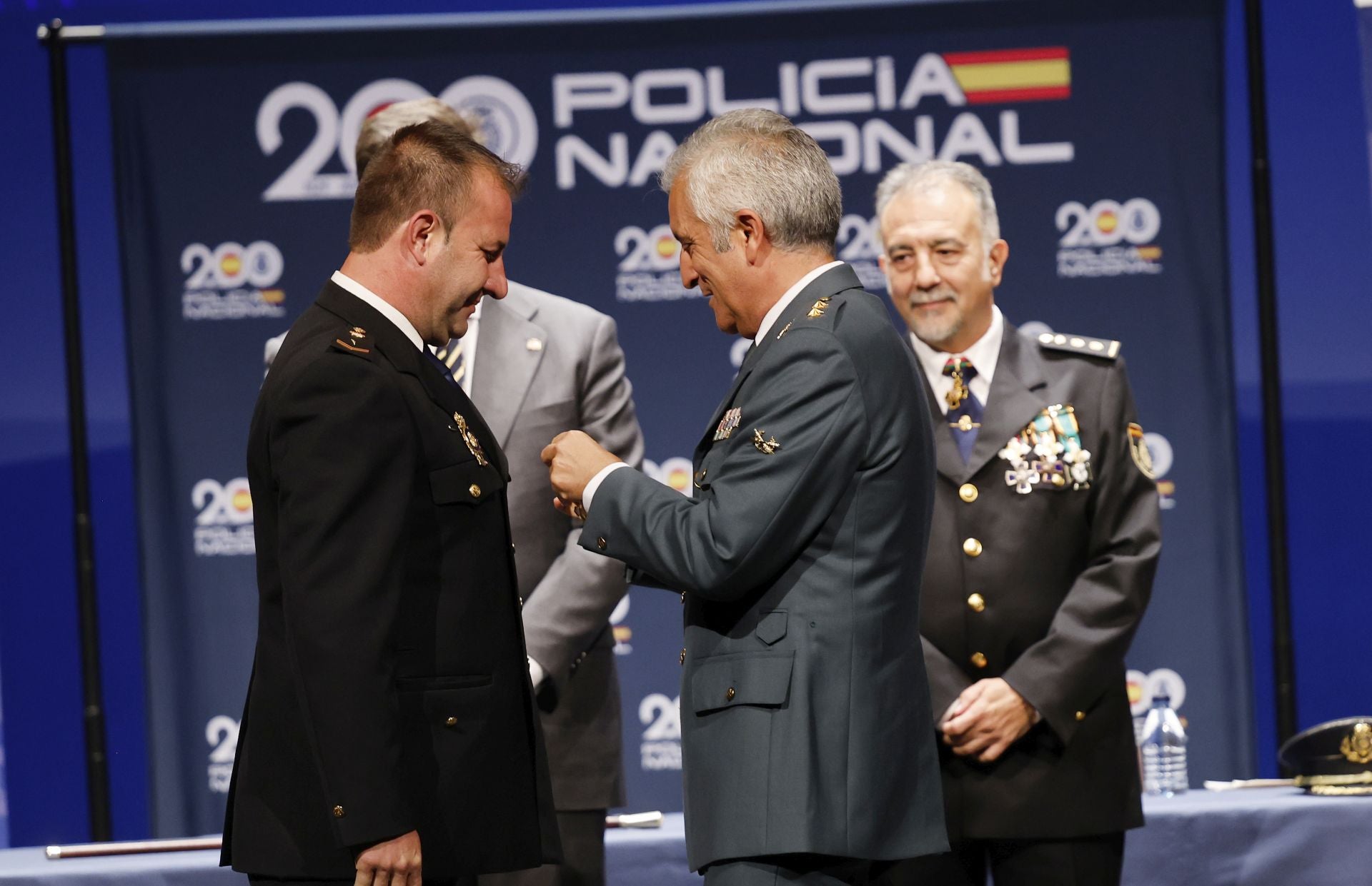 La Policía honra a sus patronos