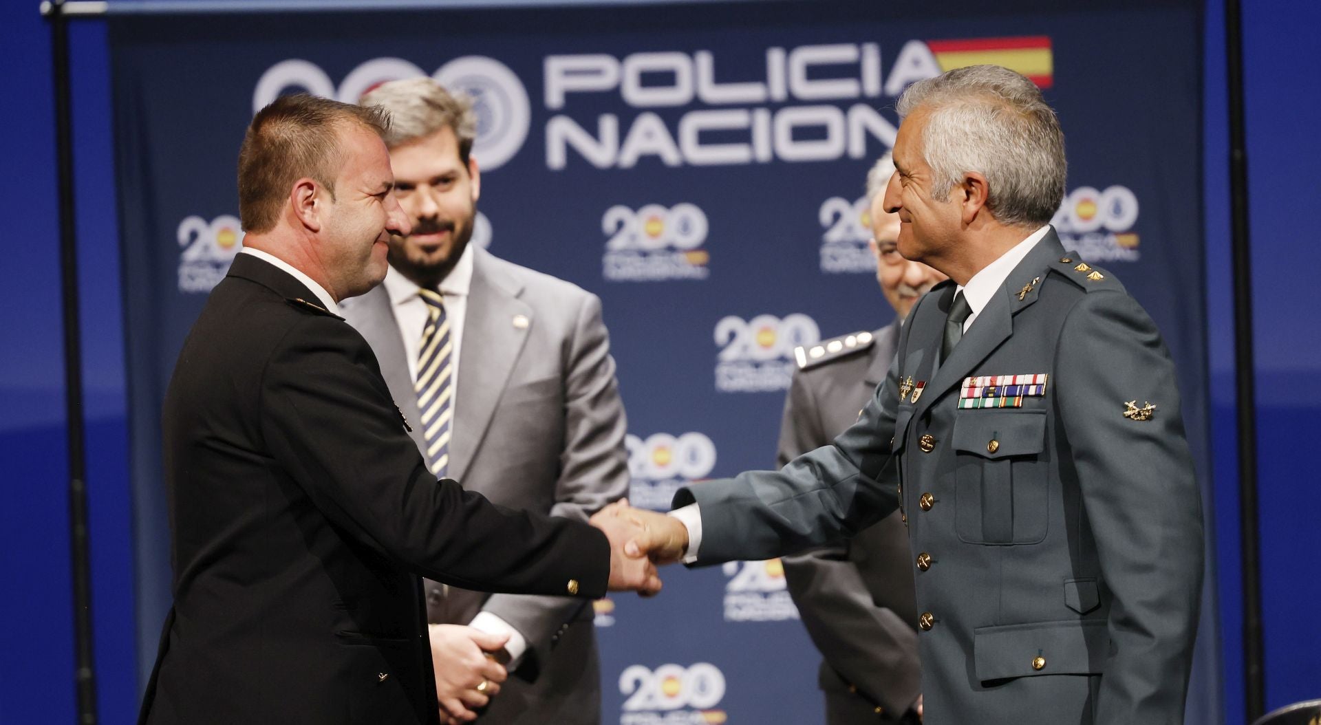 La Policía honra a sus patronos