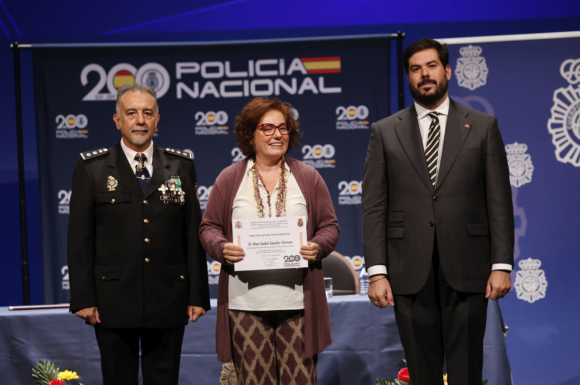 La Policía honra a sus patronos
