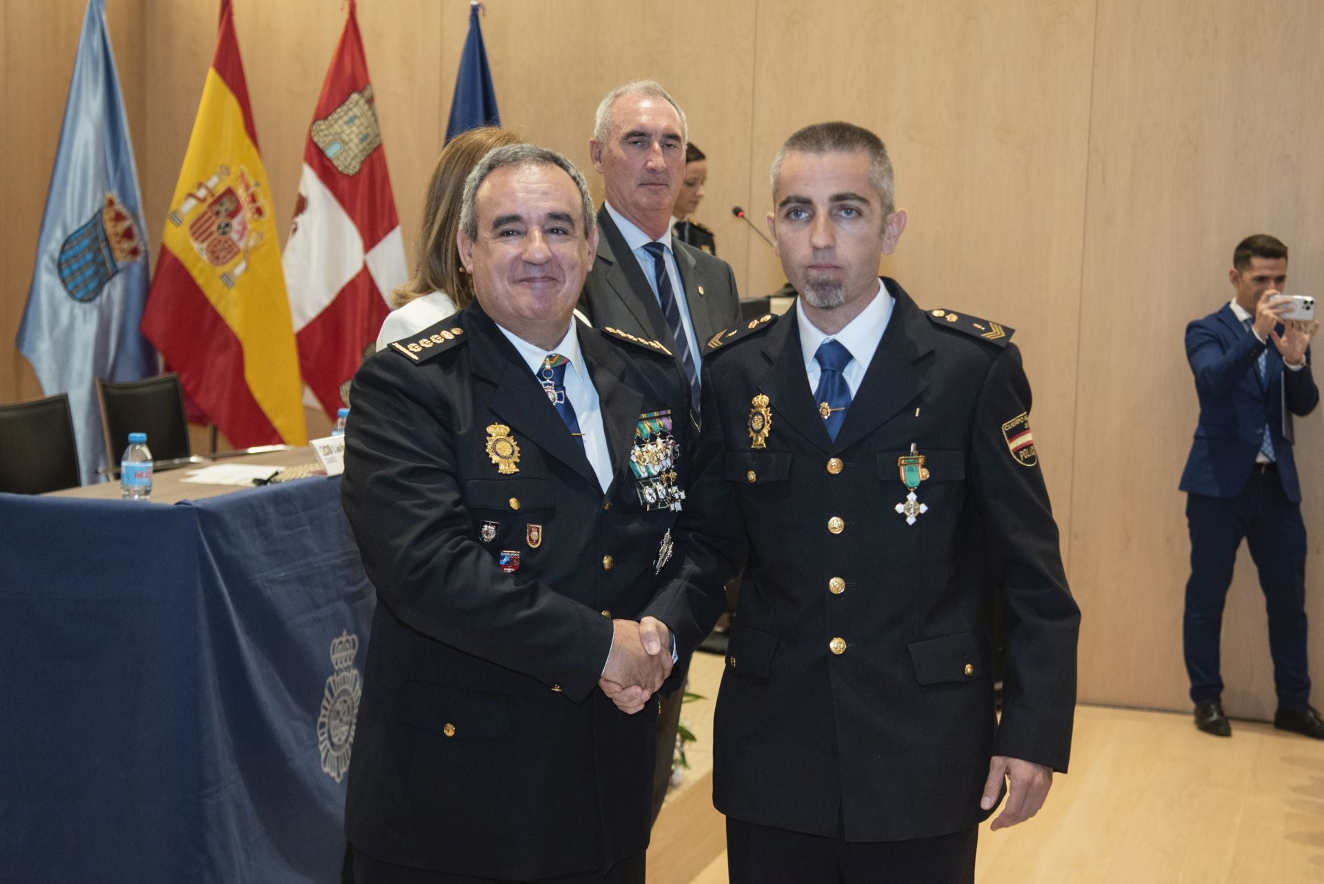 Segovia arropa a la Policía Nacional en su festividad