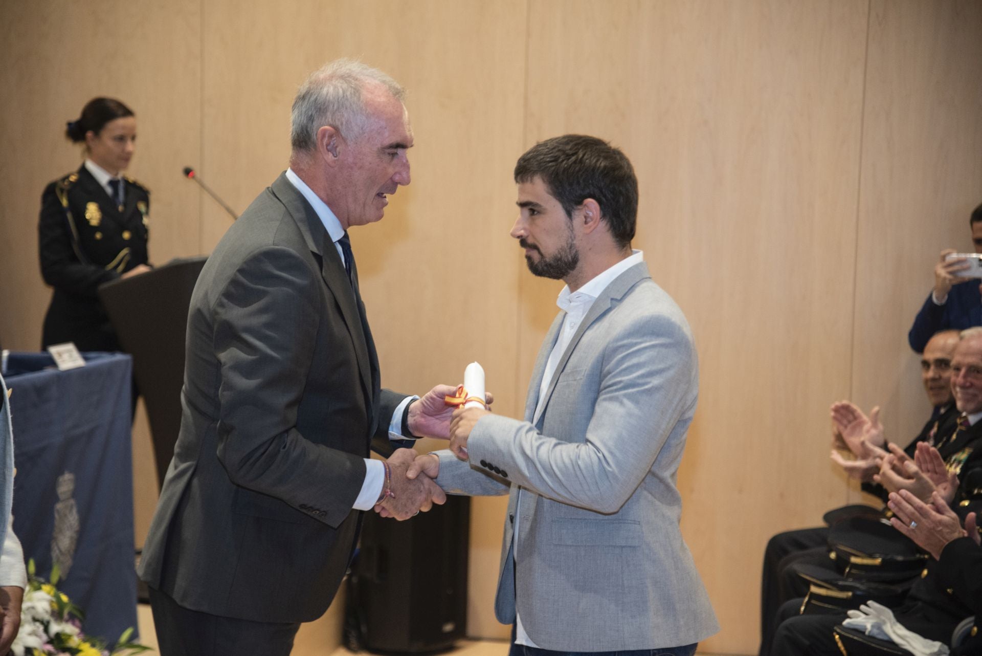 Segovia arropa a la Policía Nacional en su festividad