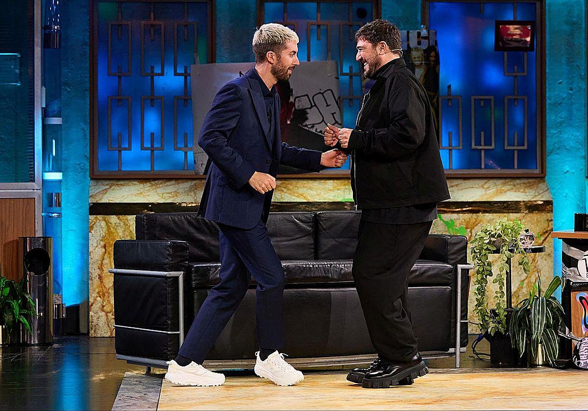 David Broncano y Antonio Orozco en 'La Revuelta'.