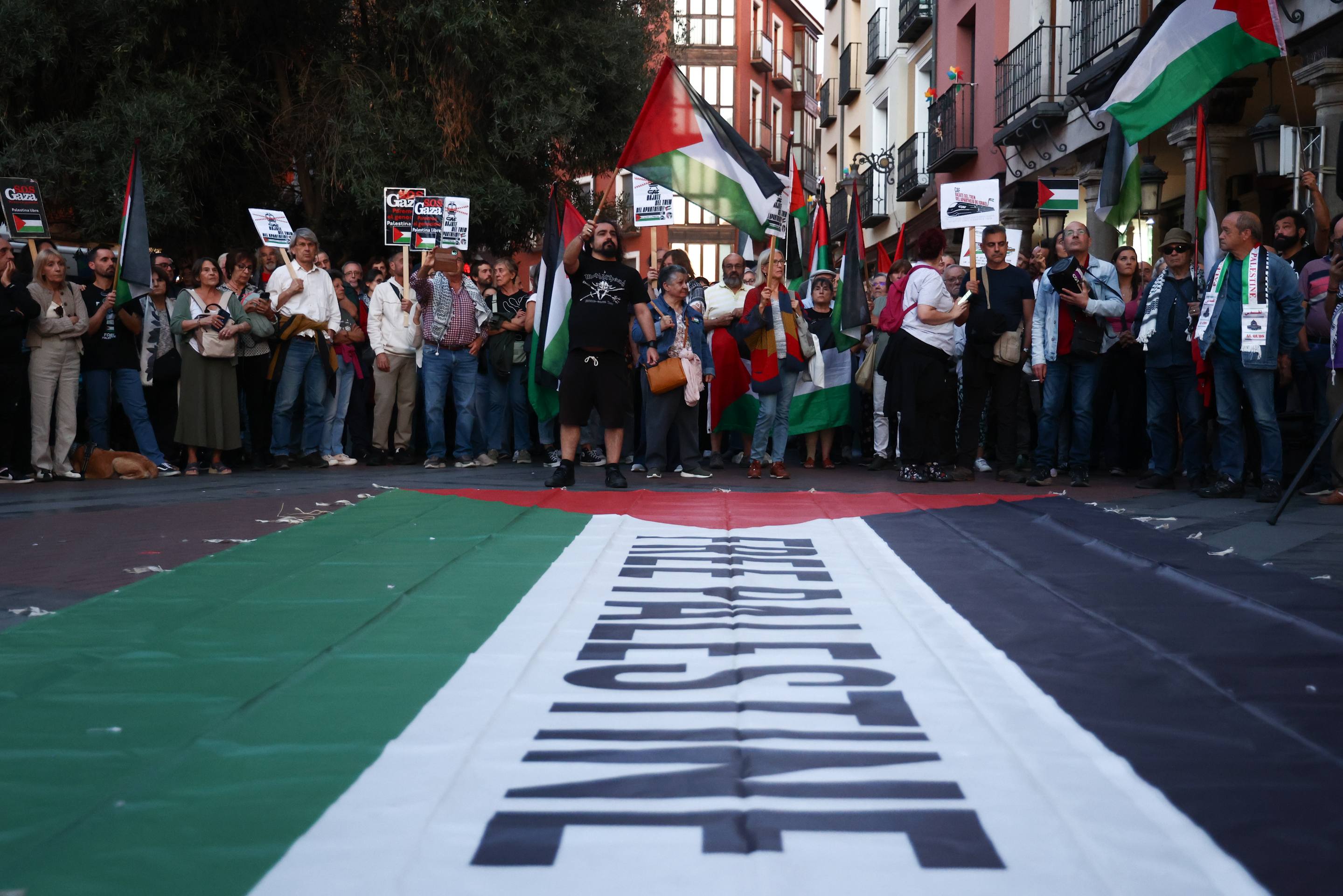 Nueva concentración en Fuente Dorada para reclamar el fin del «genocidio» en Palestina